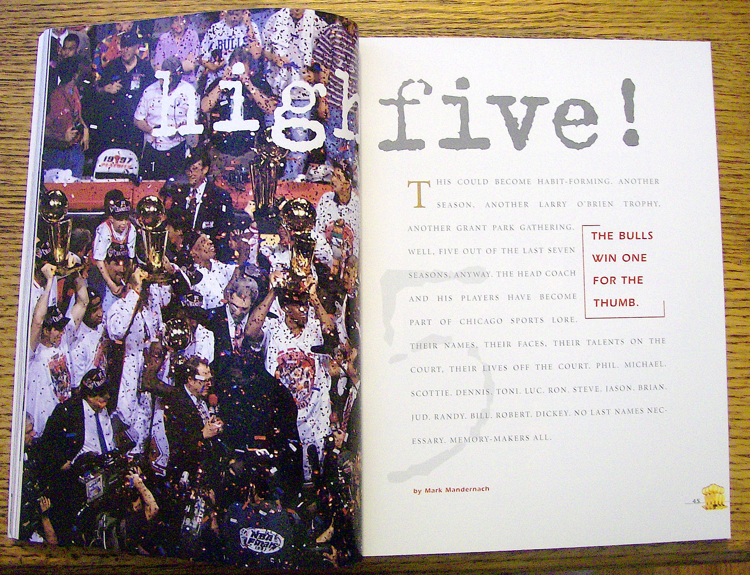 Bullpen Official Program Of The Chicago Bulls 1997-98