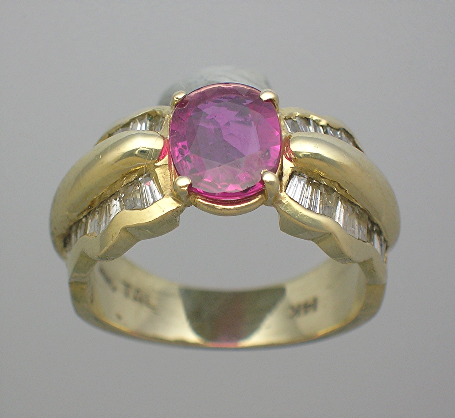 Ring Ruby 1 1/2cts Diamonds 14K Gold