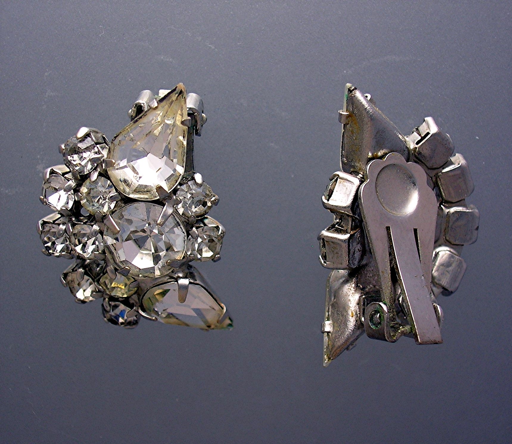 Crystal Silvertone Vintage  Clip Earrings