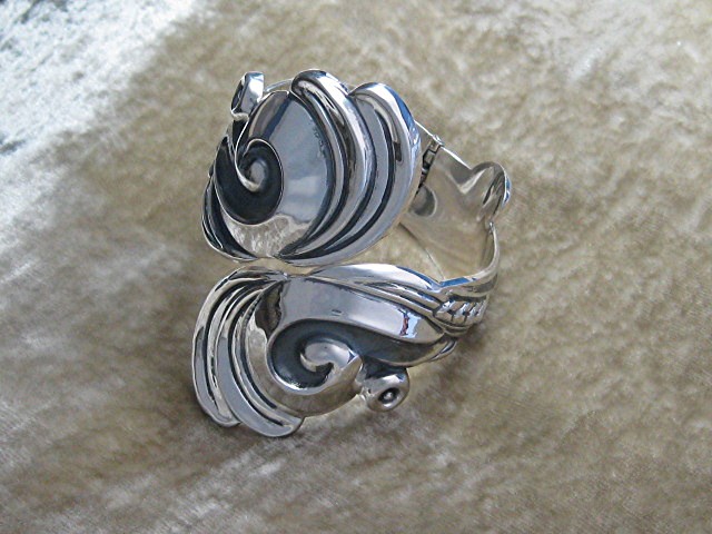 Taxco  Sterling Silver Medesio Rodrigues  Clamper