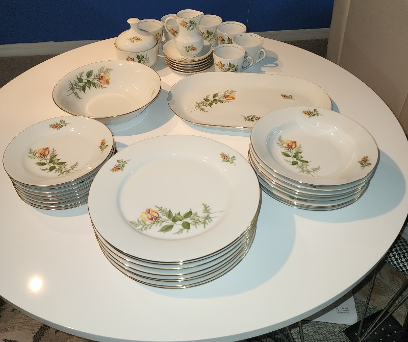 Vintage Kahla GDR East German Porcelain Dinnerware Set - Yellow Rose Pattern