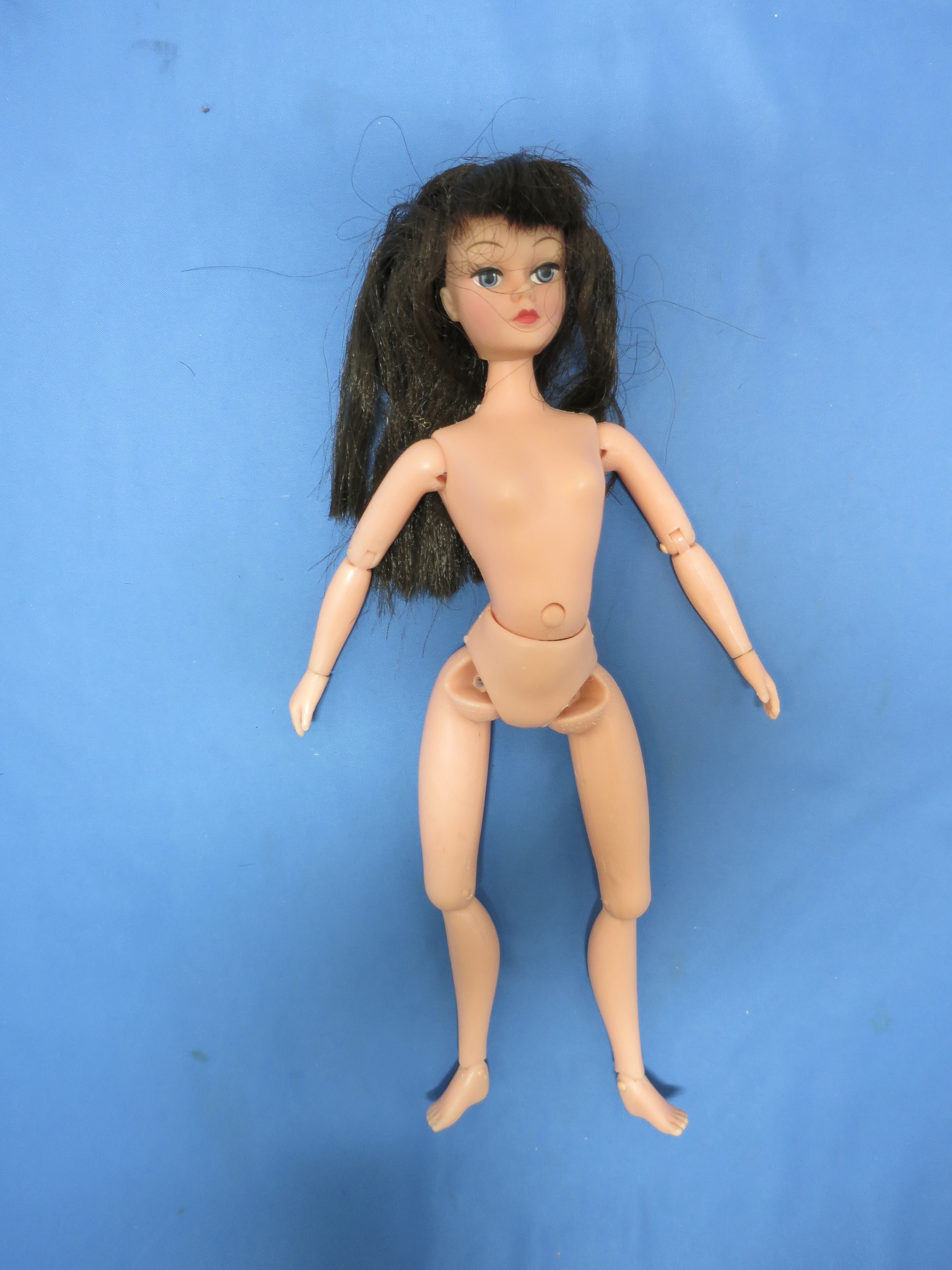 Dollikin Doll Uneeda Hong Kong 11 inch Black Hair Articulated