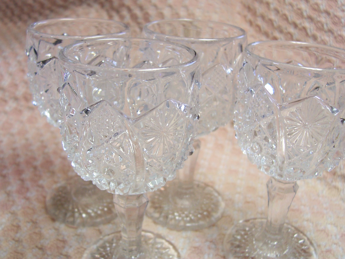 Pattern Glass Wine Goblets Set 4
