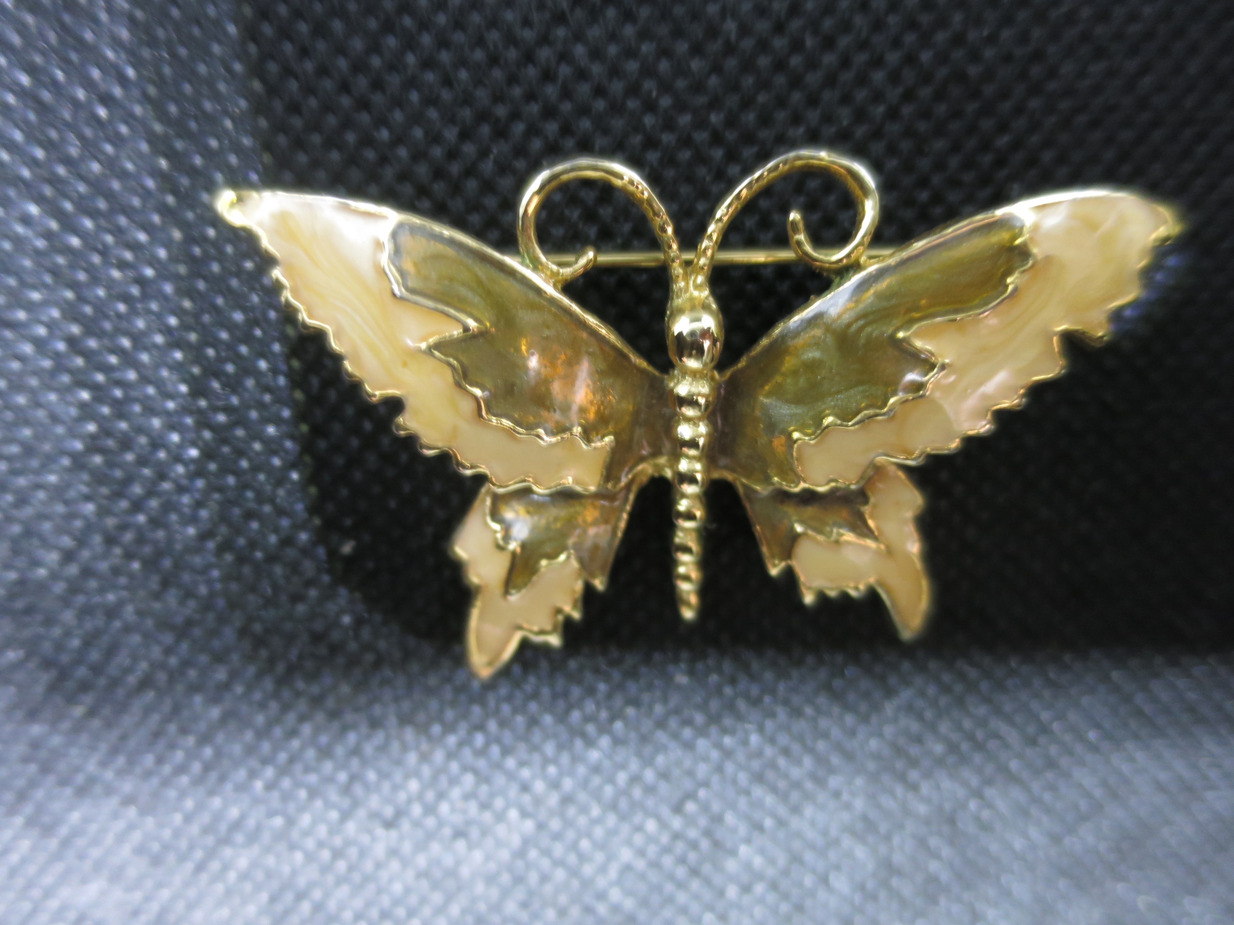 Butterfly Pin Enamel Gold Tone signed Ci