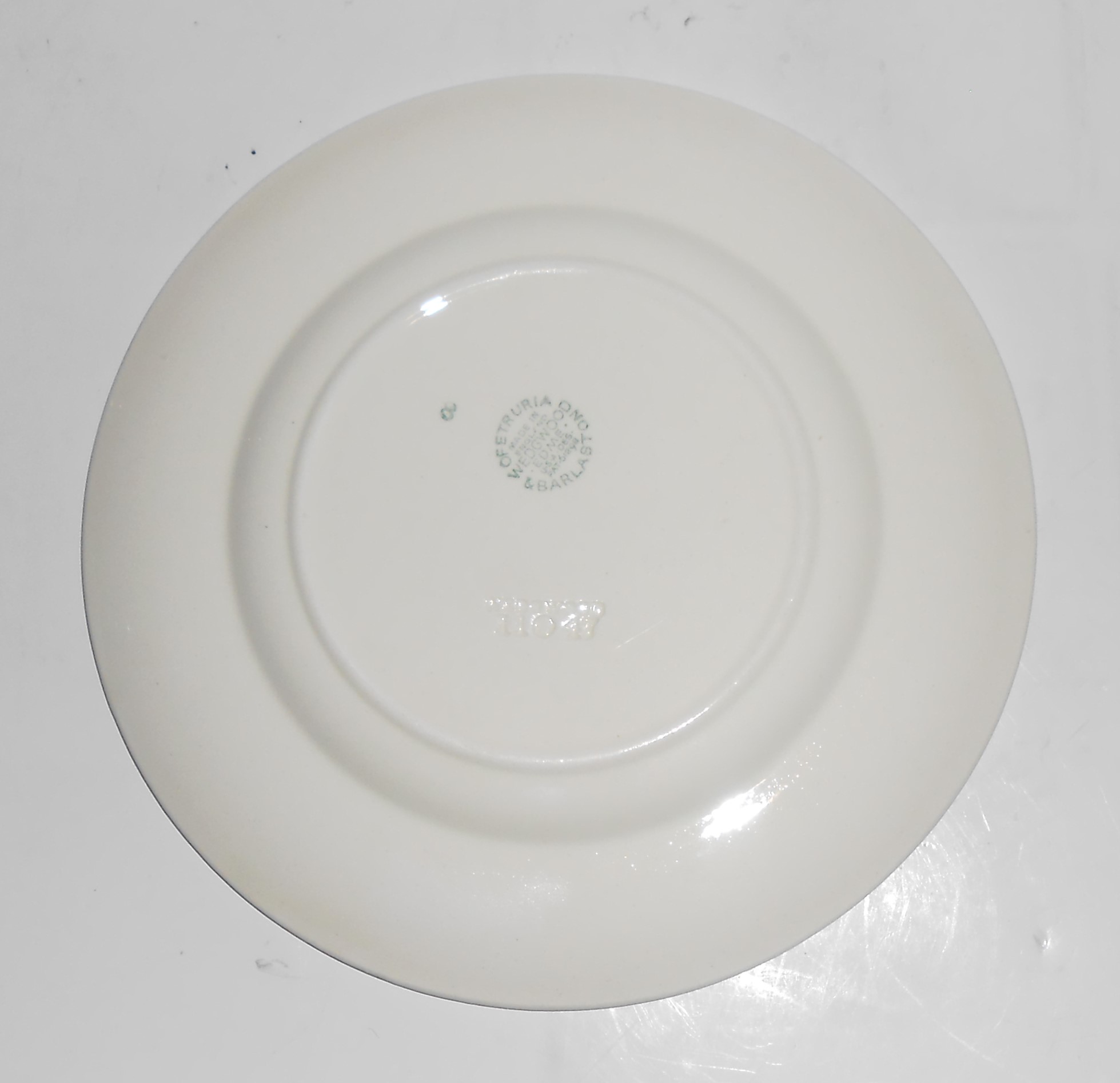 Wedgwood Pottery China Edme Off White Bread Plate