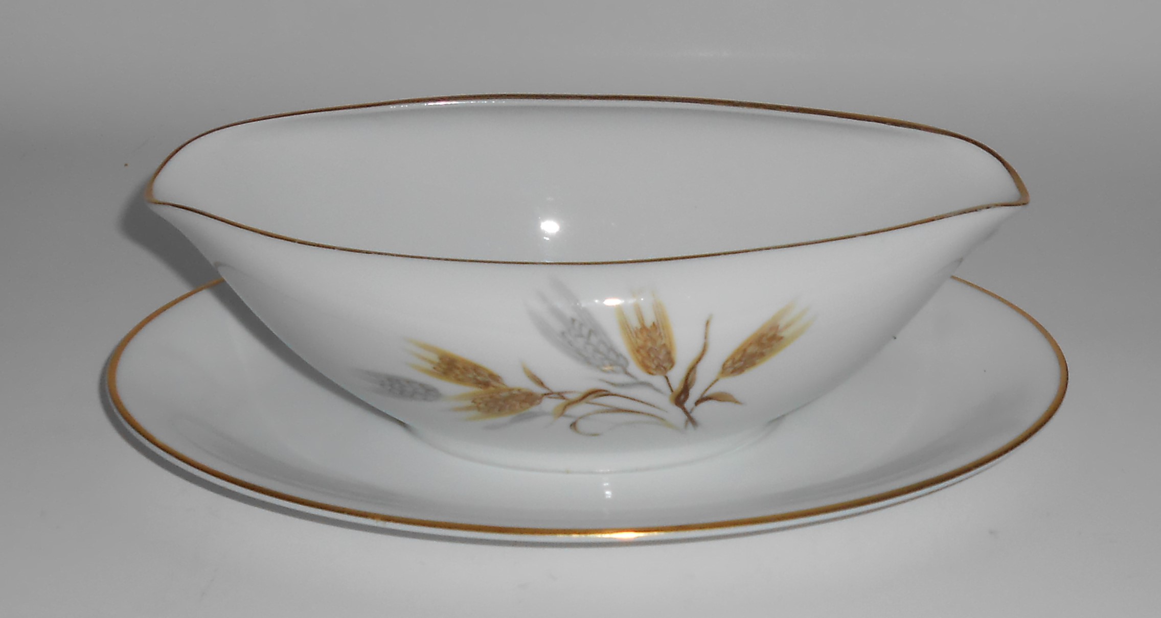 Noritake China Porcelain Wheaton Gold 5414 Gravy Bowl