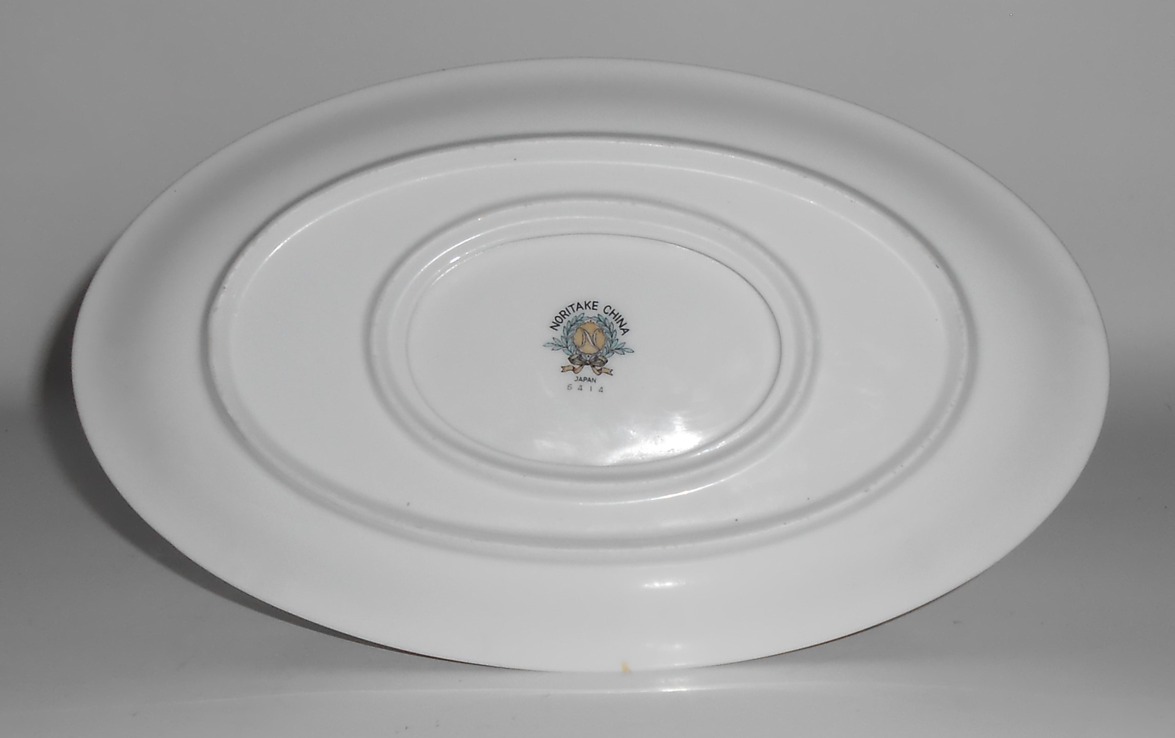 Noritake China Porcelain Wheaton Gold 5414 Gravy Bowl