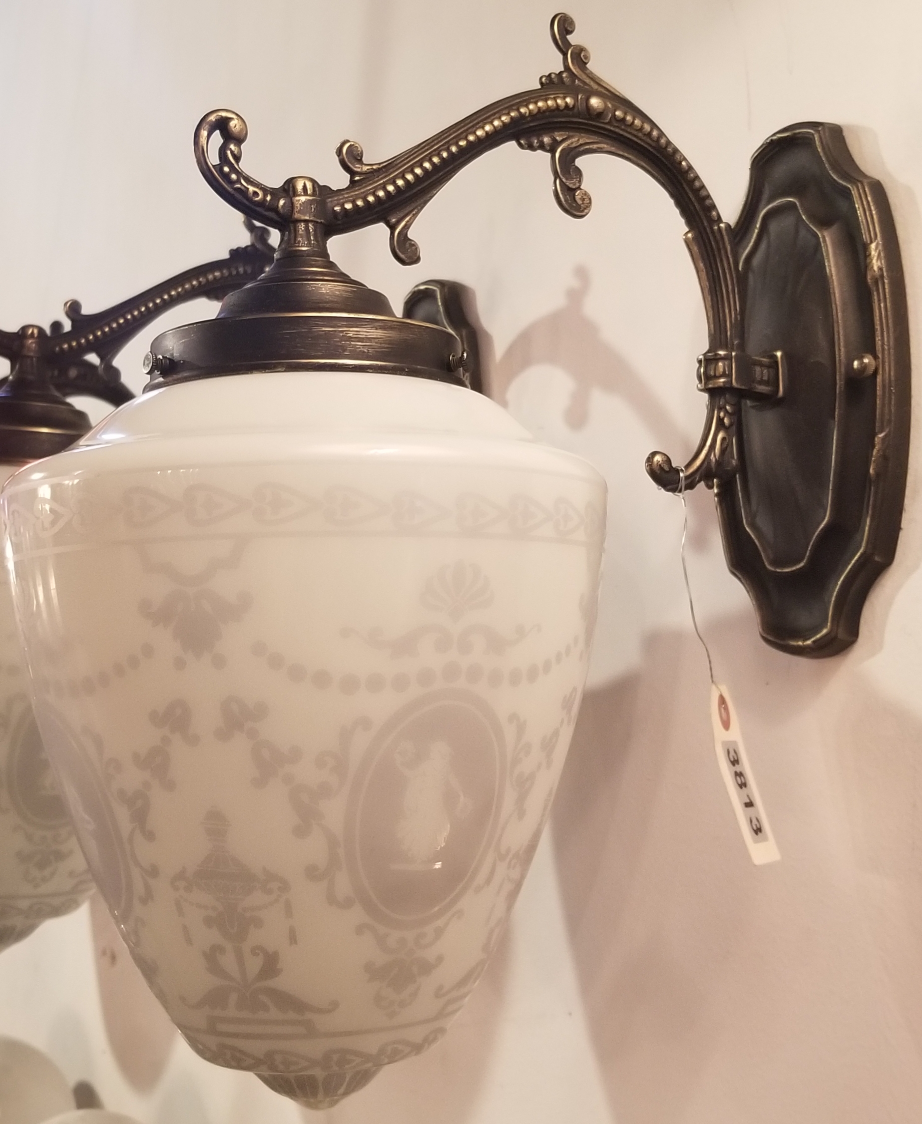 2 pair of wall sconces