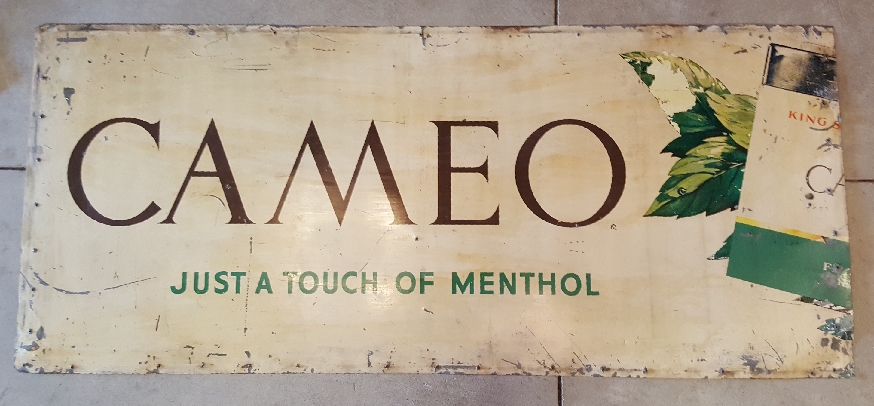 Cameo Cigarette Sign 12 Ft Long
