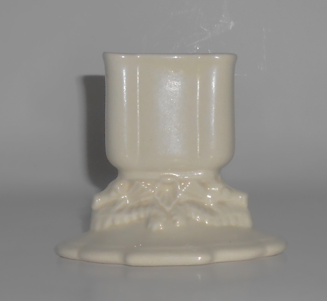 Cowan Pottery Ivory/White #726 Seahorse Cigarette Match