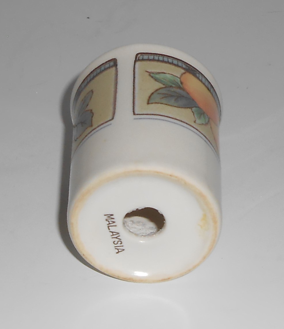 Mikasa Intaglio China CAC29 Garden Harvest Salt Shaker
