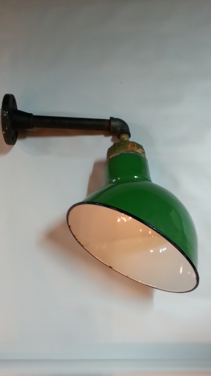 Barn light   #2378