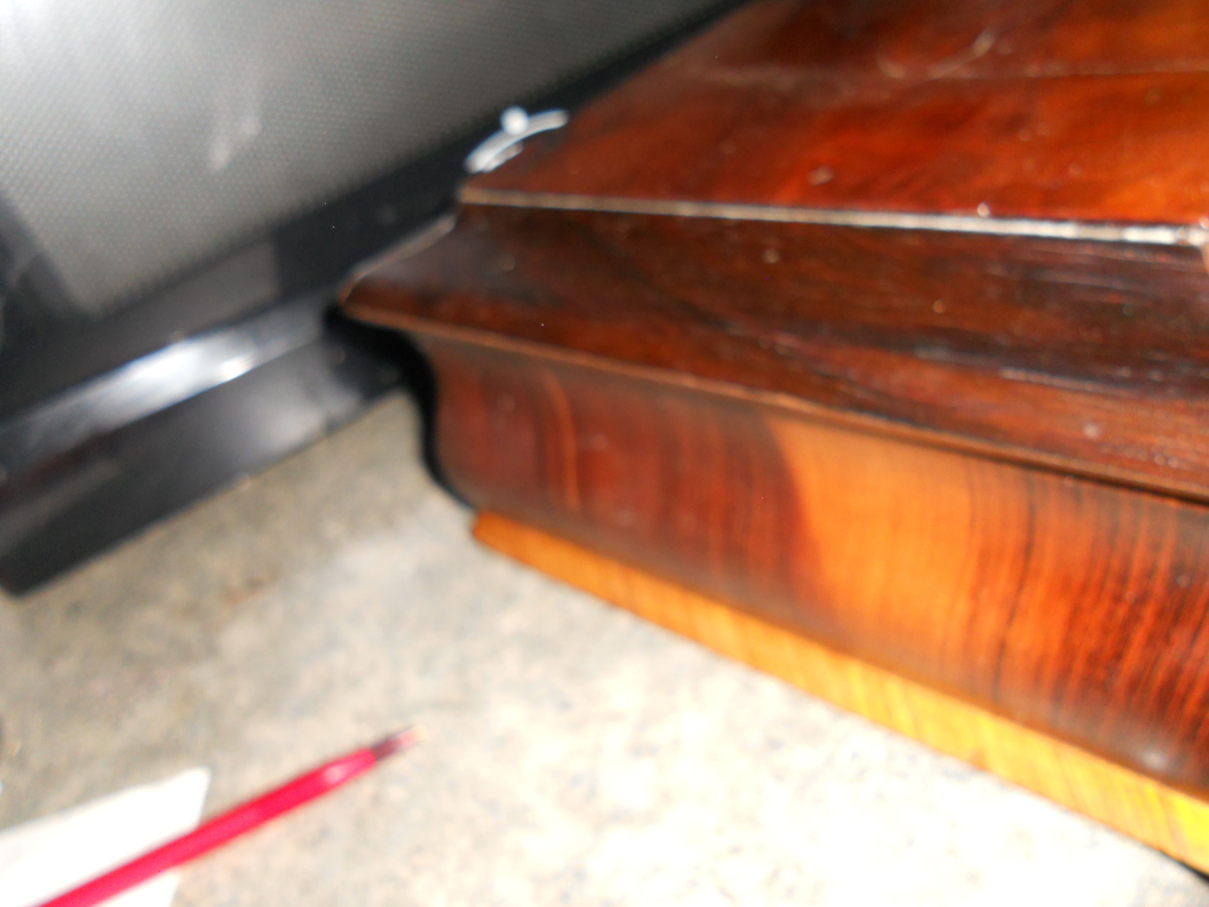 Early Veneer Wooden Box Felt lined