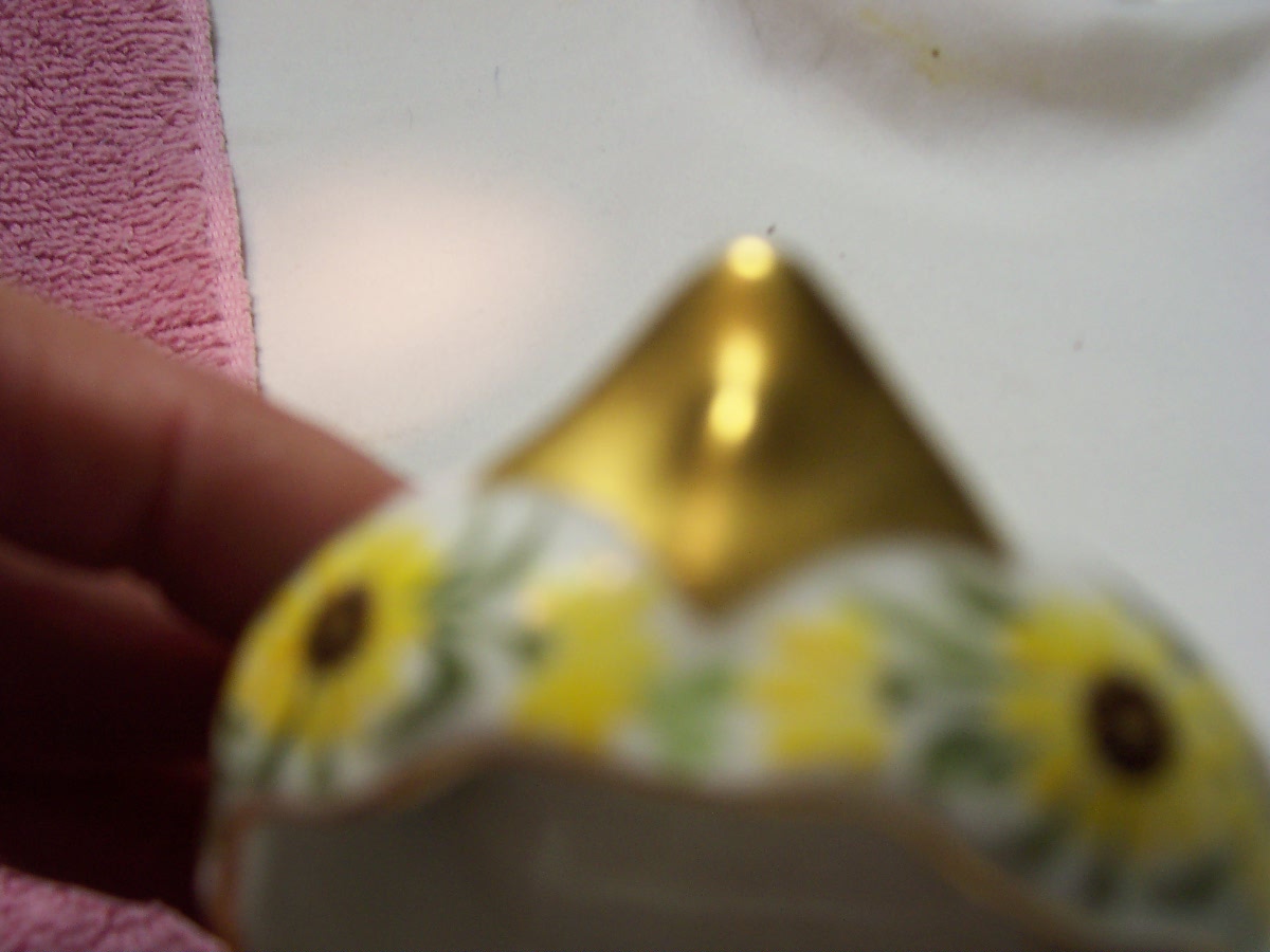 Porcelain Salt Cellar Black Eyed Susan Footed