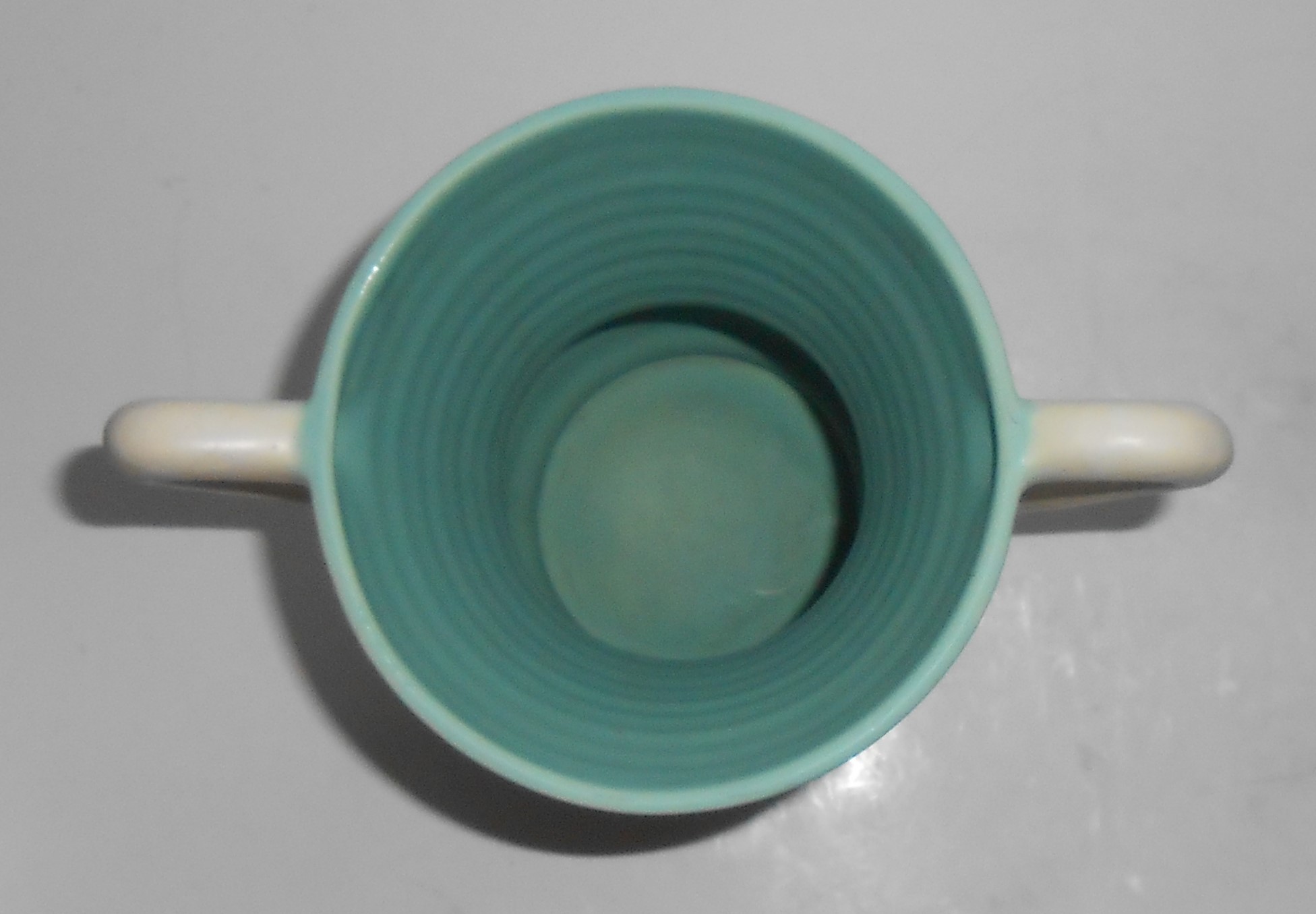 Coors Art Pottery Matte White/Matte Green Seven Falls V