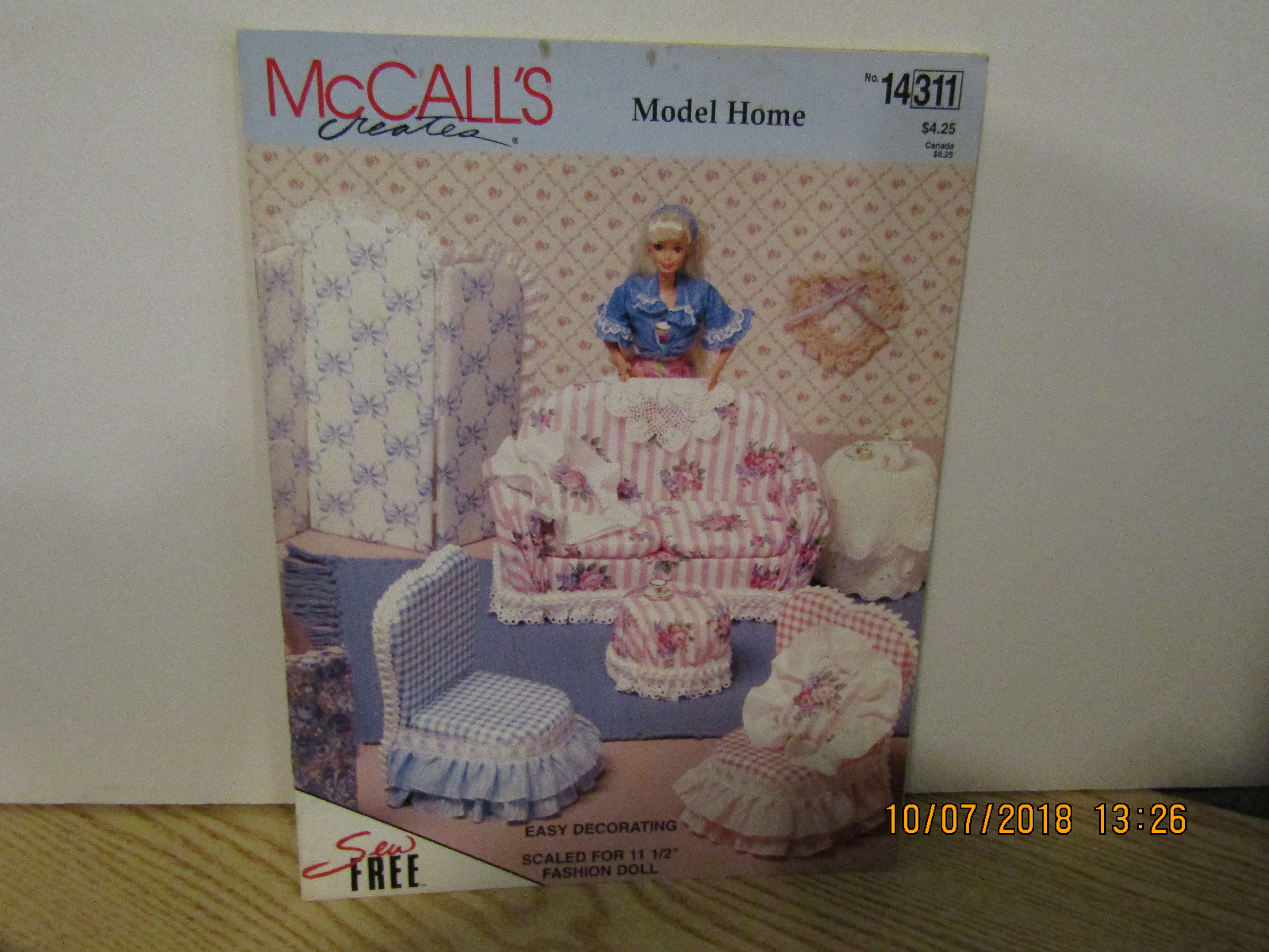 McCall's Fabric Craft Creates Model Home #14311