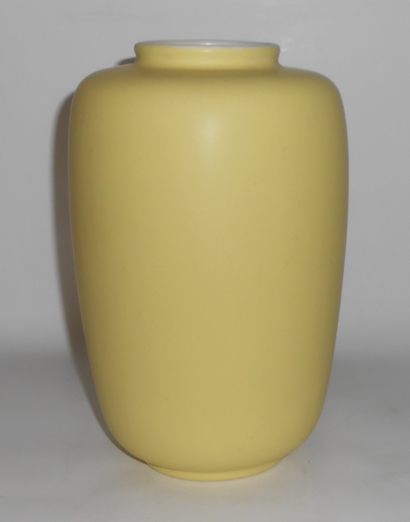 Coors Art Pottery Matte Yellow / Matte White Minturn Va