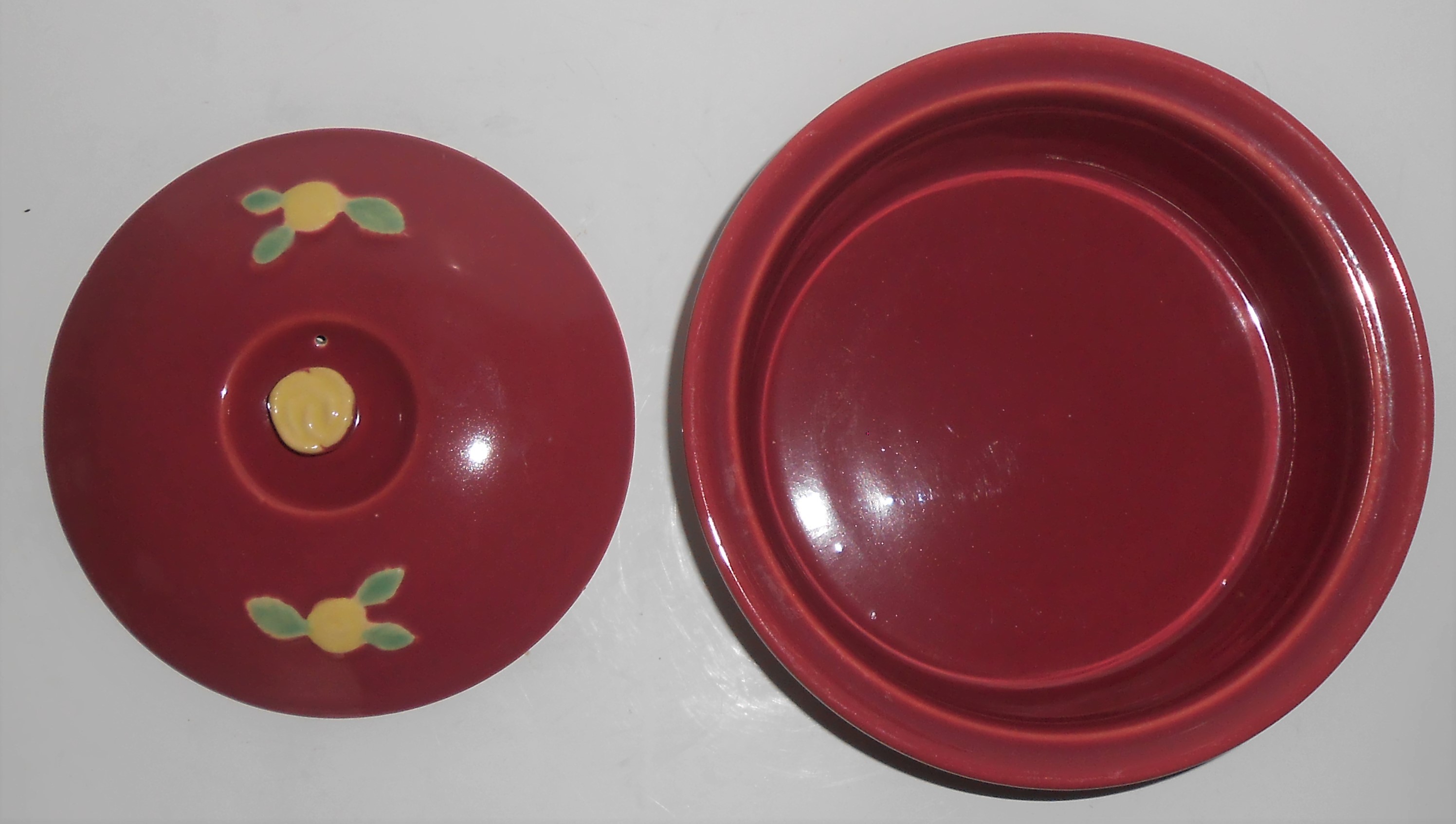 Coors Pottery Rosebud Red 2 Pt Straight Casserole Rober