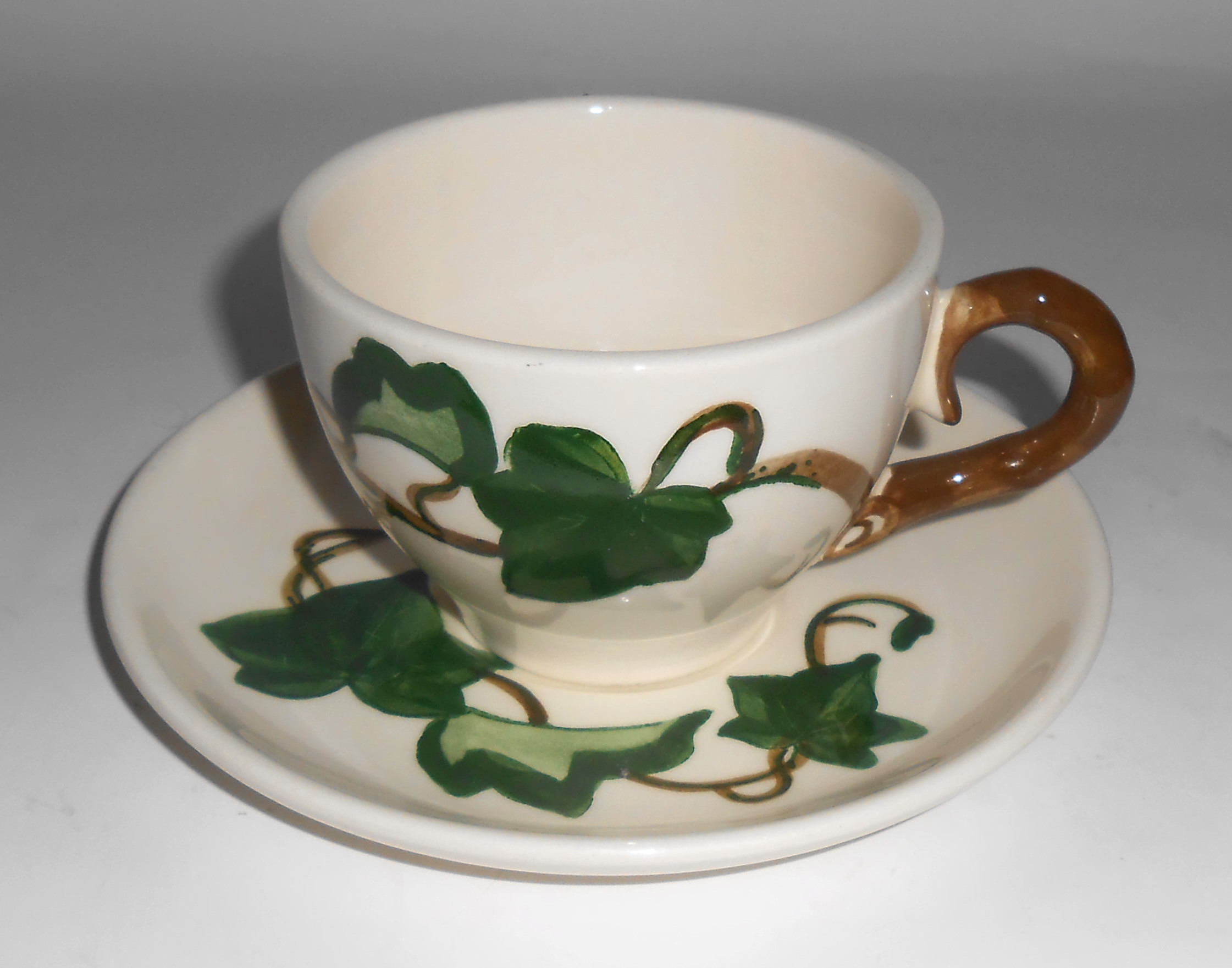 Metlox Pottery Poppy Trail California Ivy Cup/Saucer