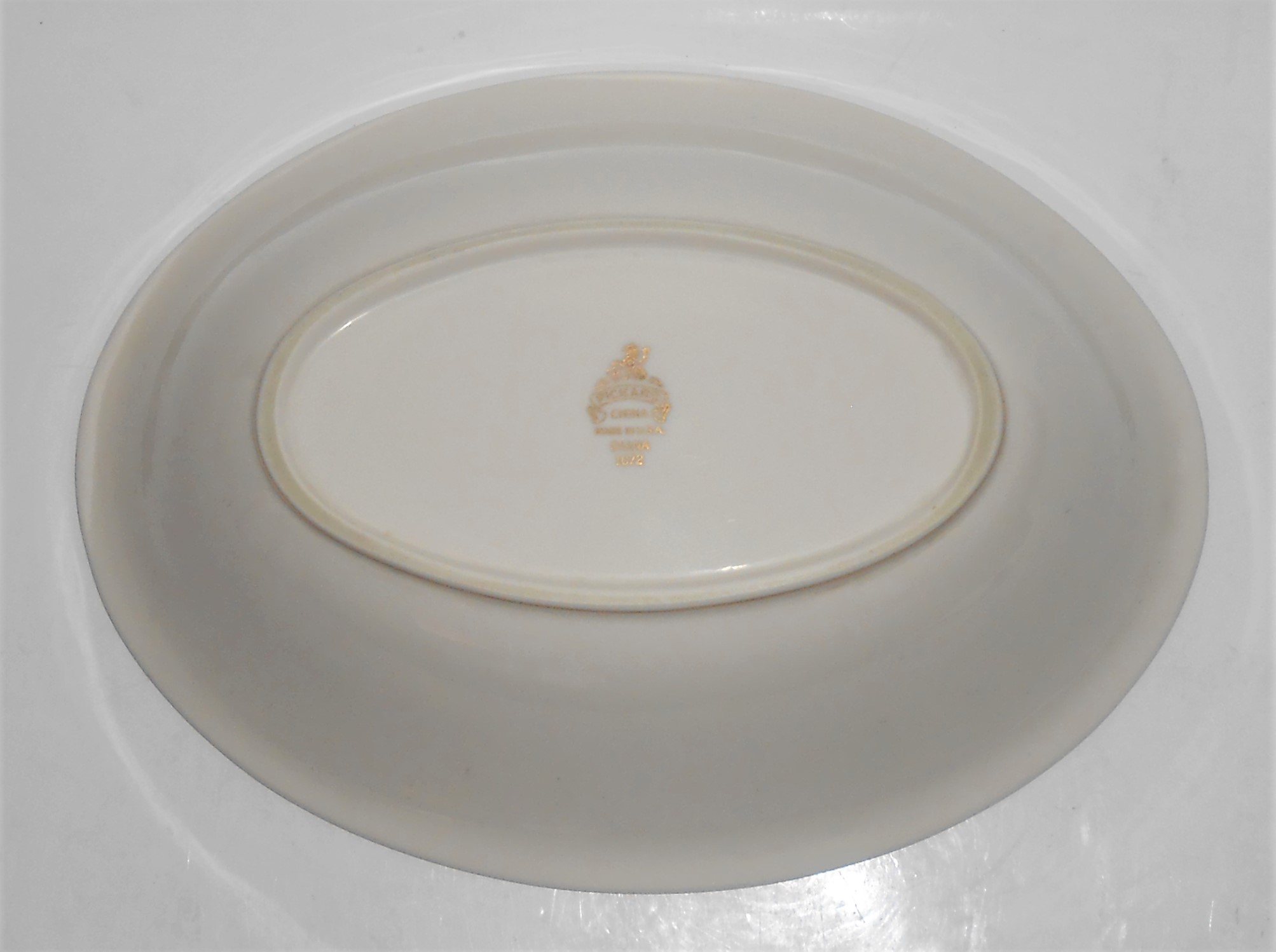 Pickard Porcelain China Gold Band Green Diana Oval Vege