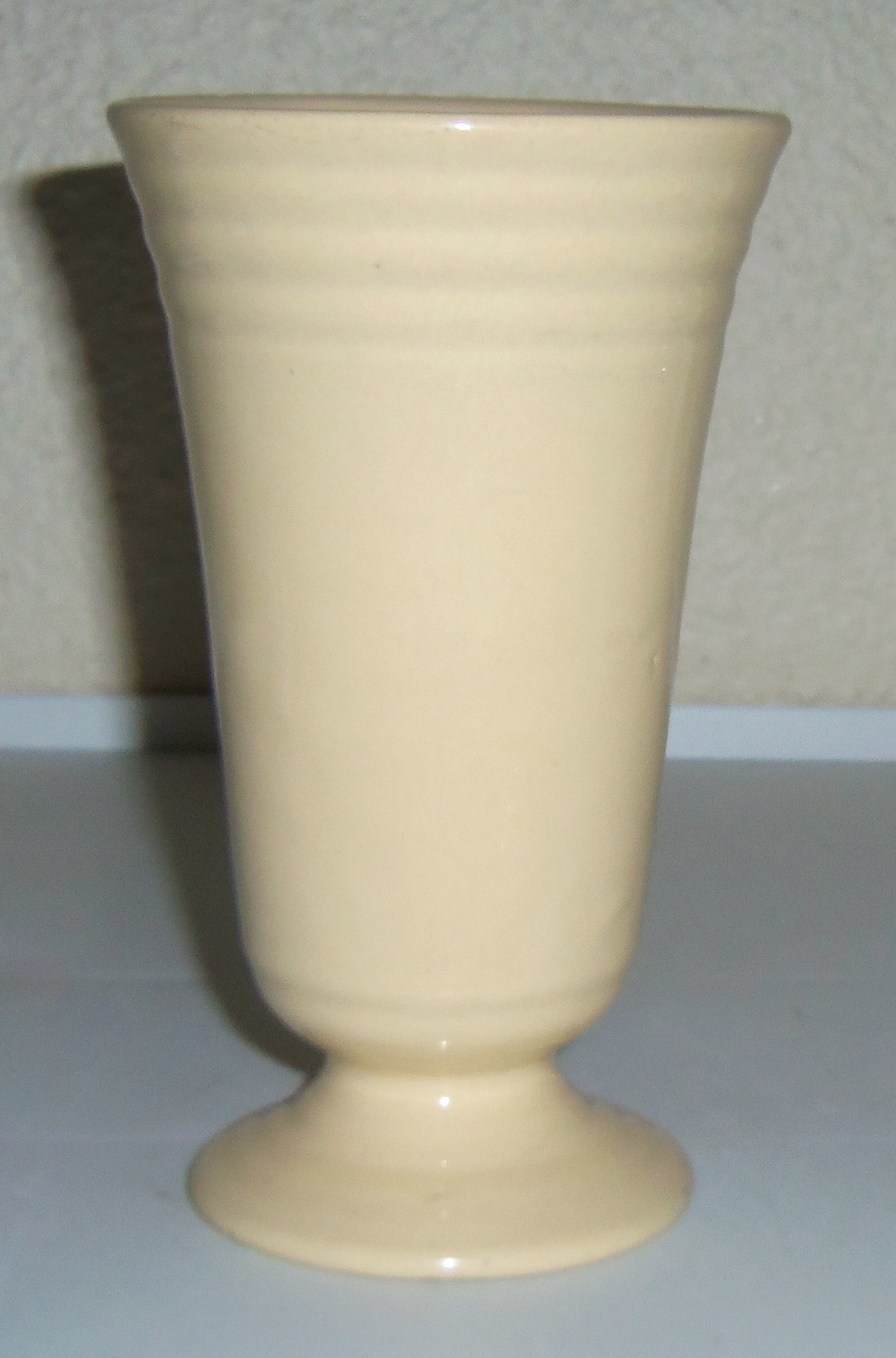 Bauer Pottery 6" Ivory Footed Vase!  VERY RARE!