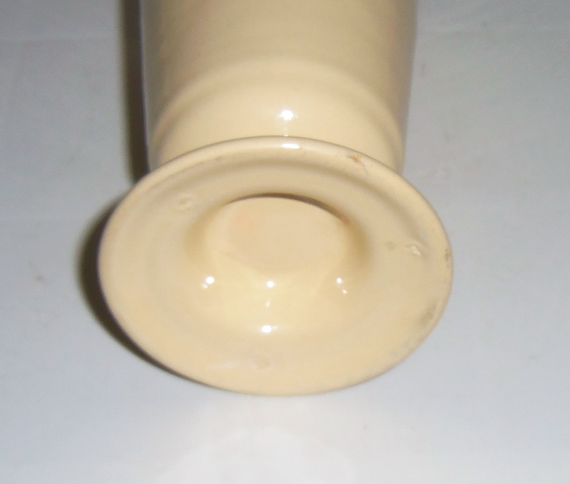 Bauer Pottery 6" Ivory Footed Vase!  VERY RARE!