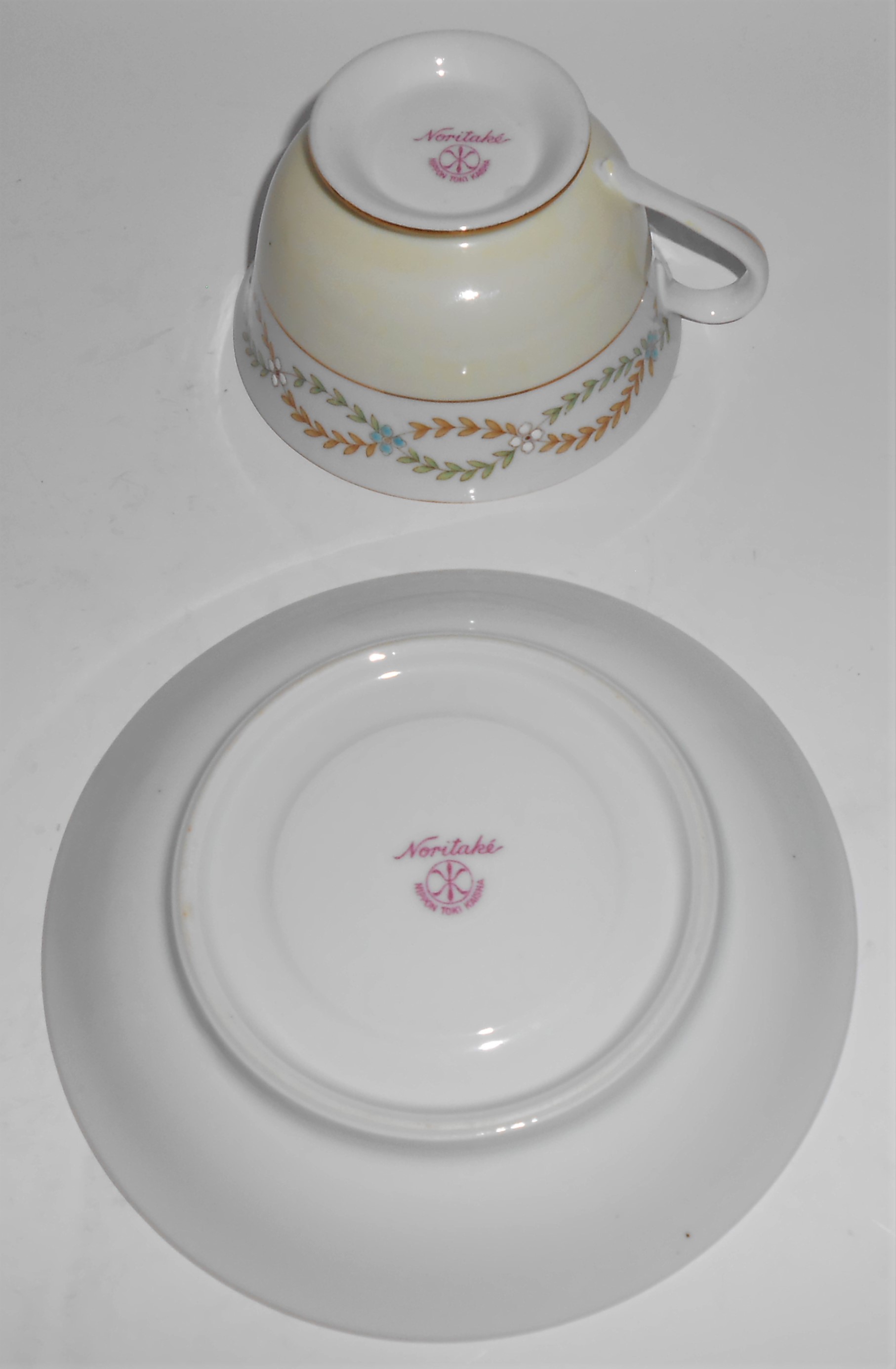 Early Noritake China Laurel Swags w/Gold Band Cup & Sau