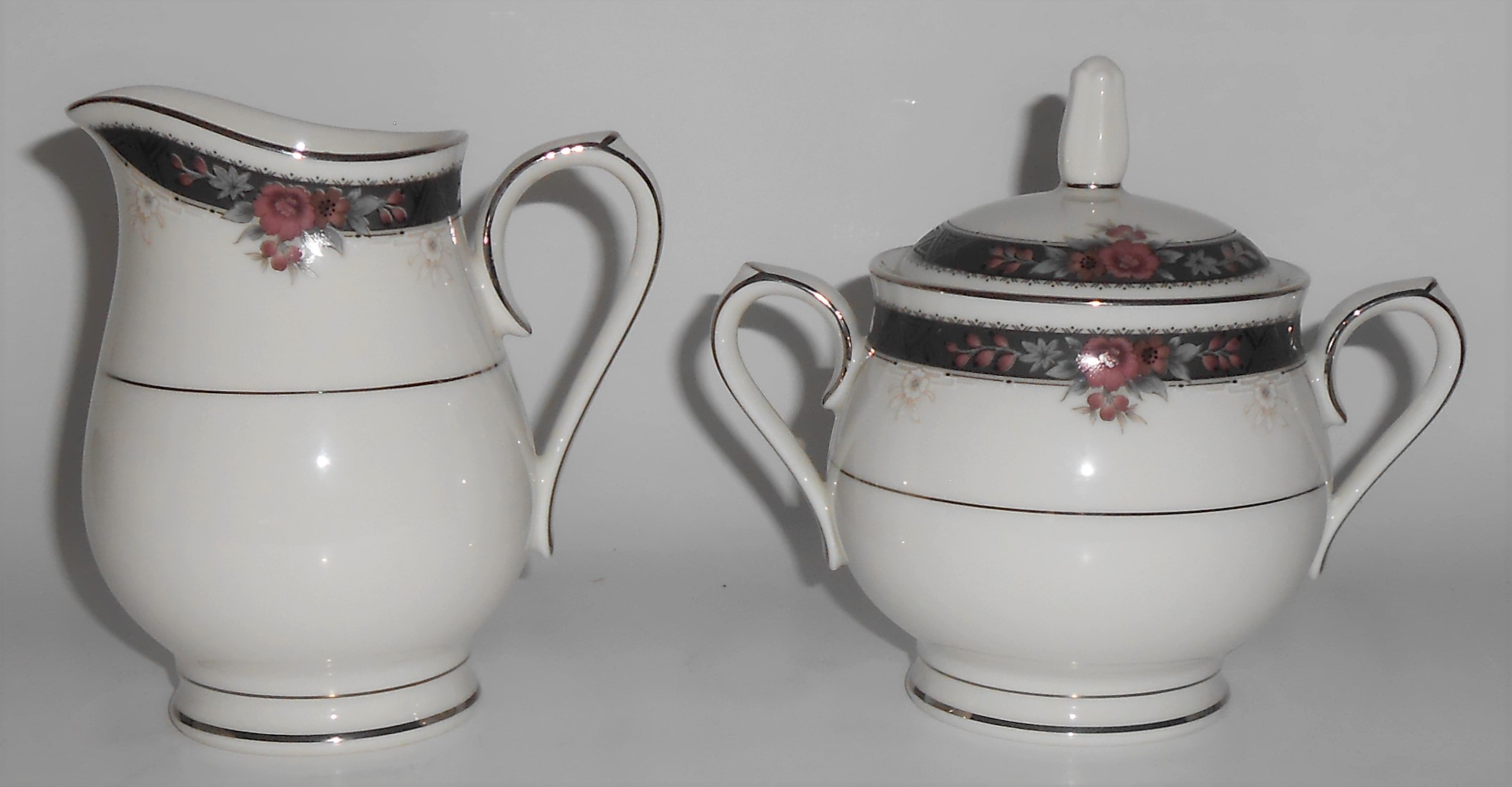Noritake China Porcelain Etienne Creamer/Sugar Bowl Set
