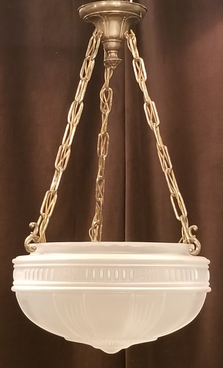 Antue Bowl Light Fixture