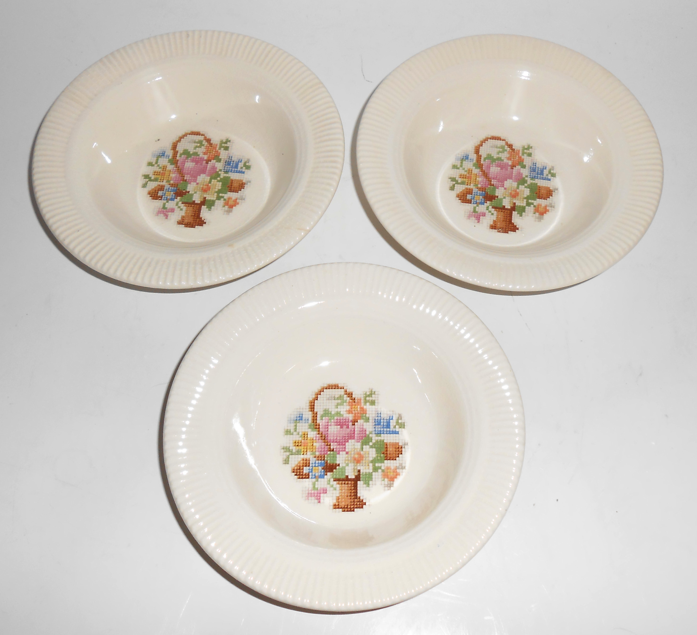 Salem China Pair Basket Needlepoint Fruit Bowls