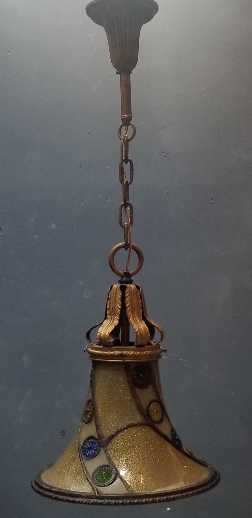 pendant antique light in stained glass/ornate