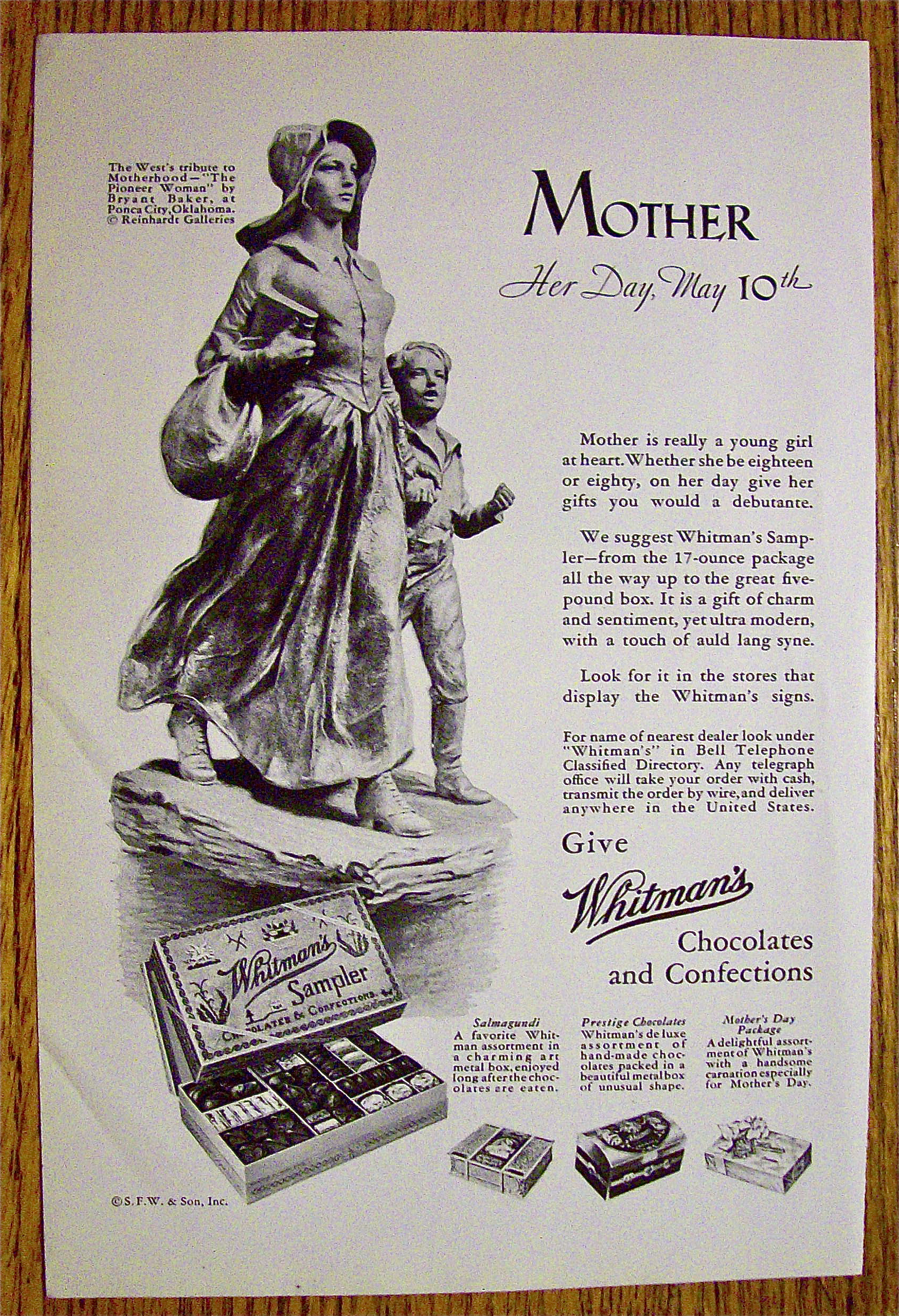 1932 Whitman's Chocolates w/Boy Walking with Mother