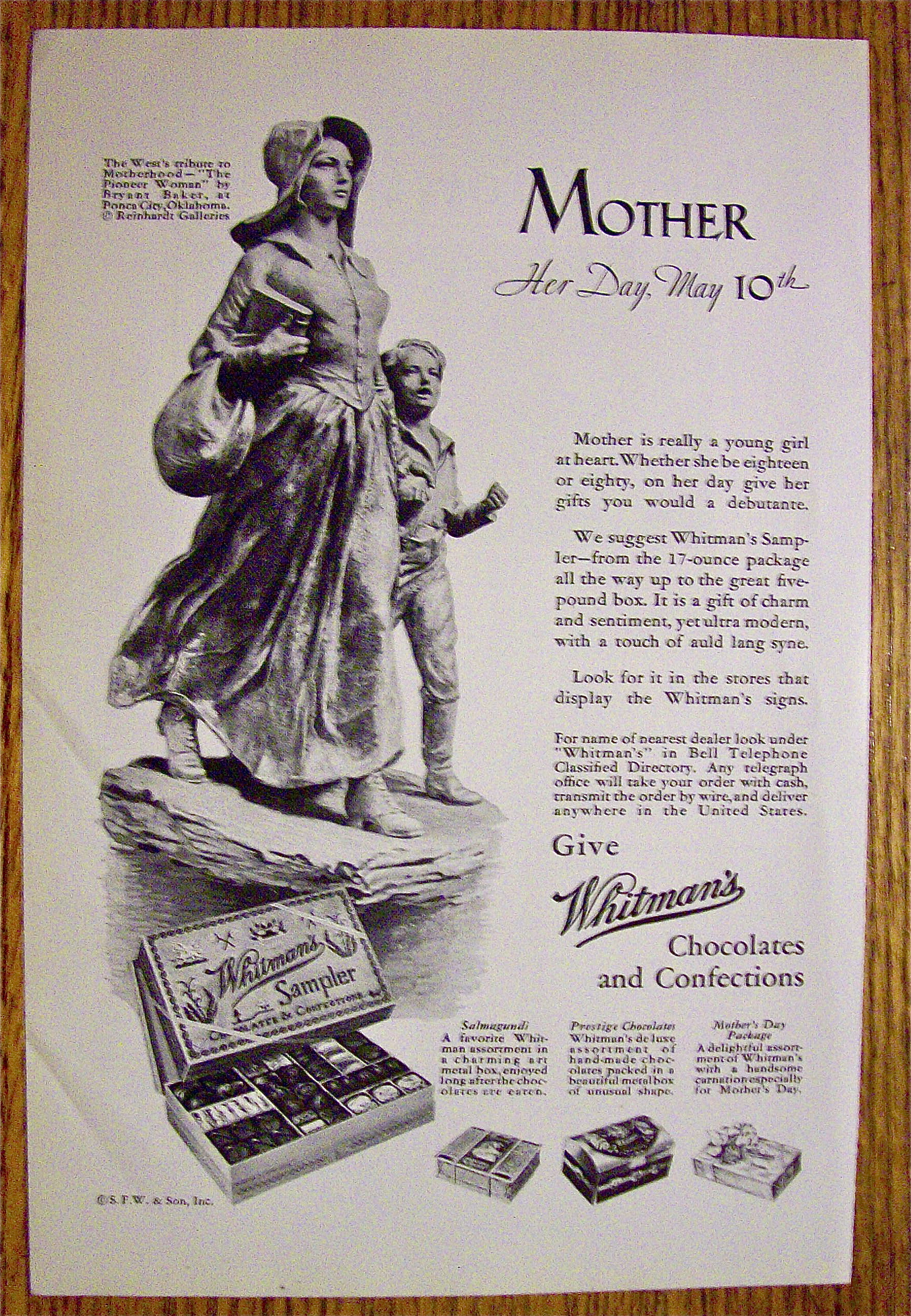 1932 Whitman's Chocolates w/Boy Walking with Mother