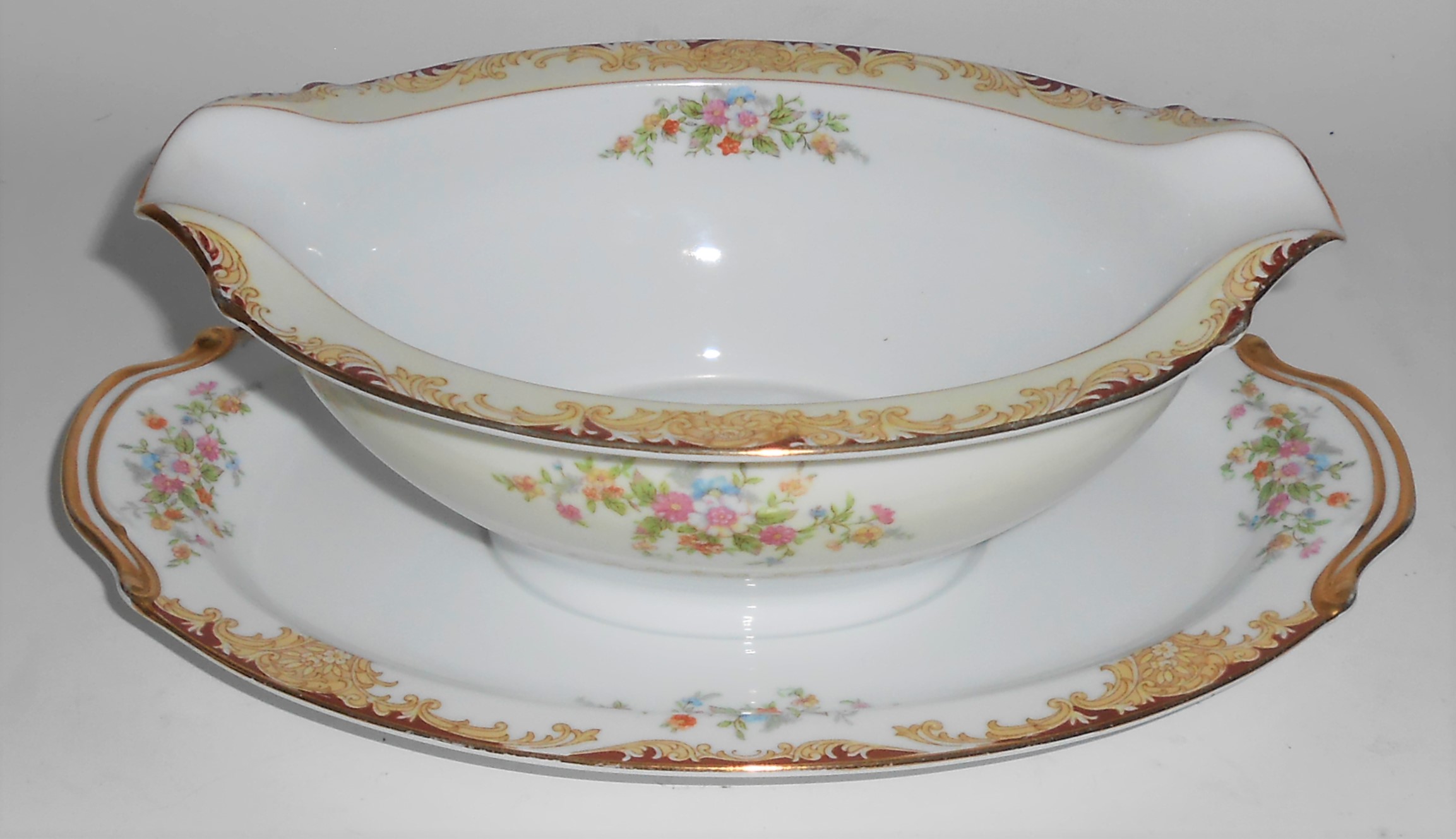 Noritake China Porcelain Floral w/Gold / Red Gravy Bowl