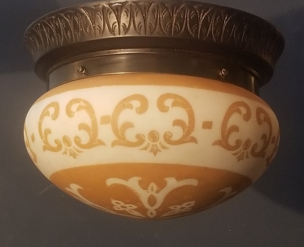 Flush ceiling fixture ca. 1920