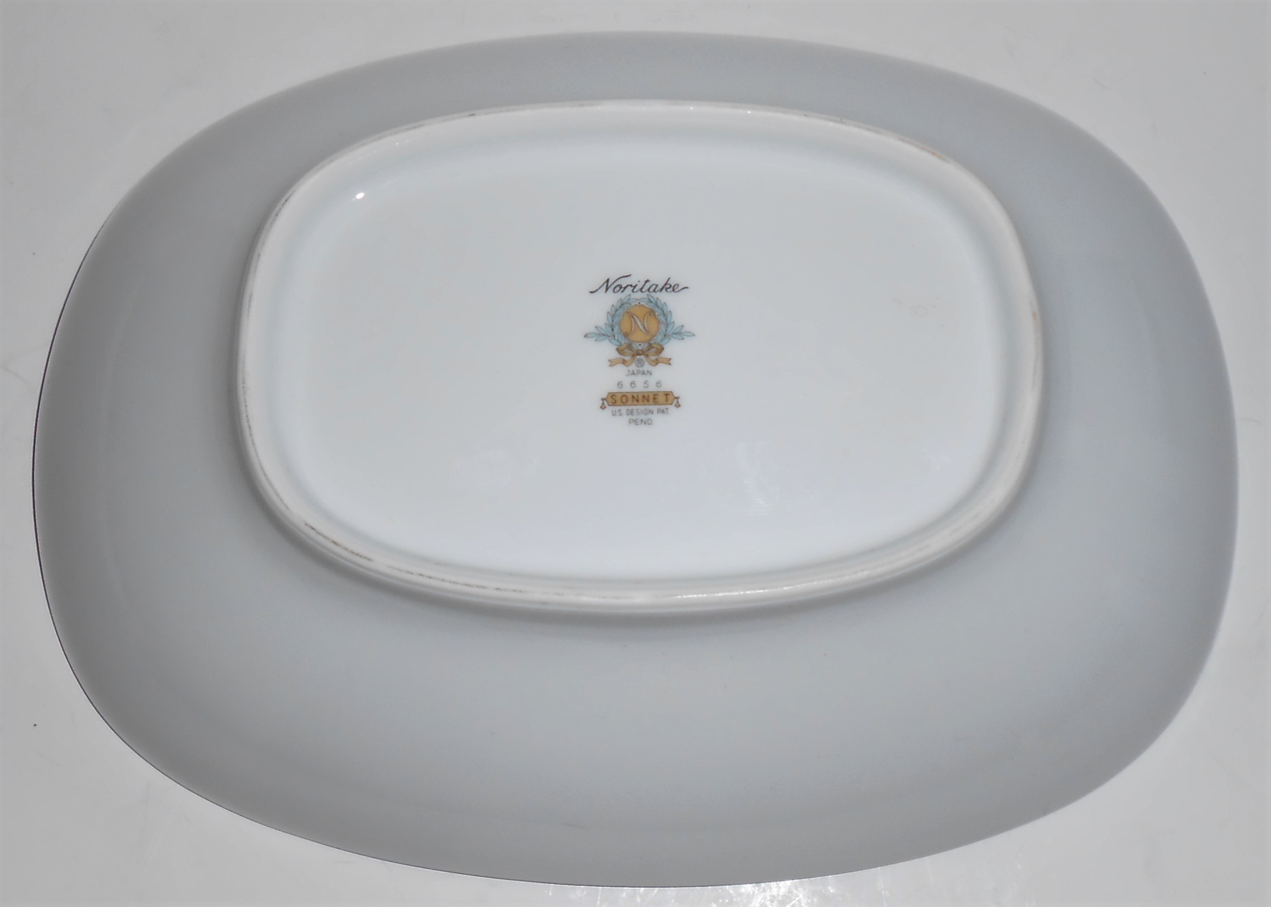 Noritake Porcelain China Sonnet w/ Platinum Vegetable