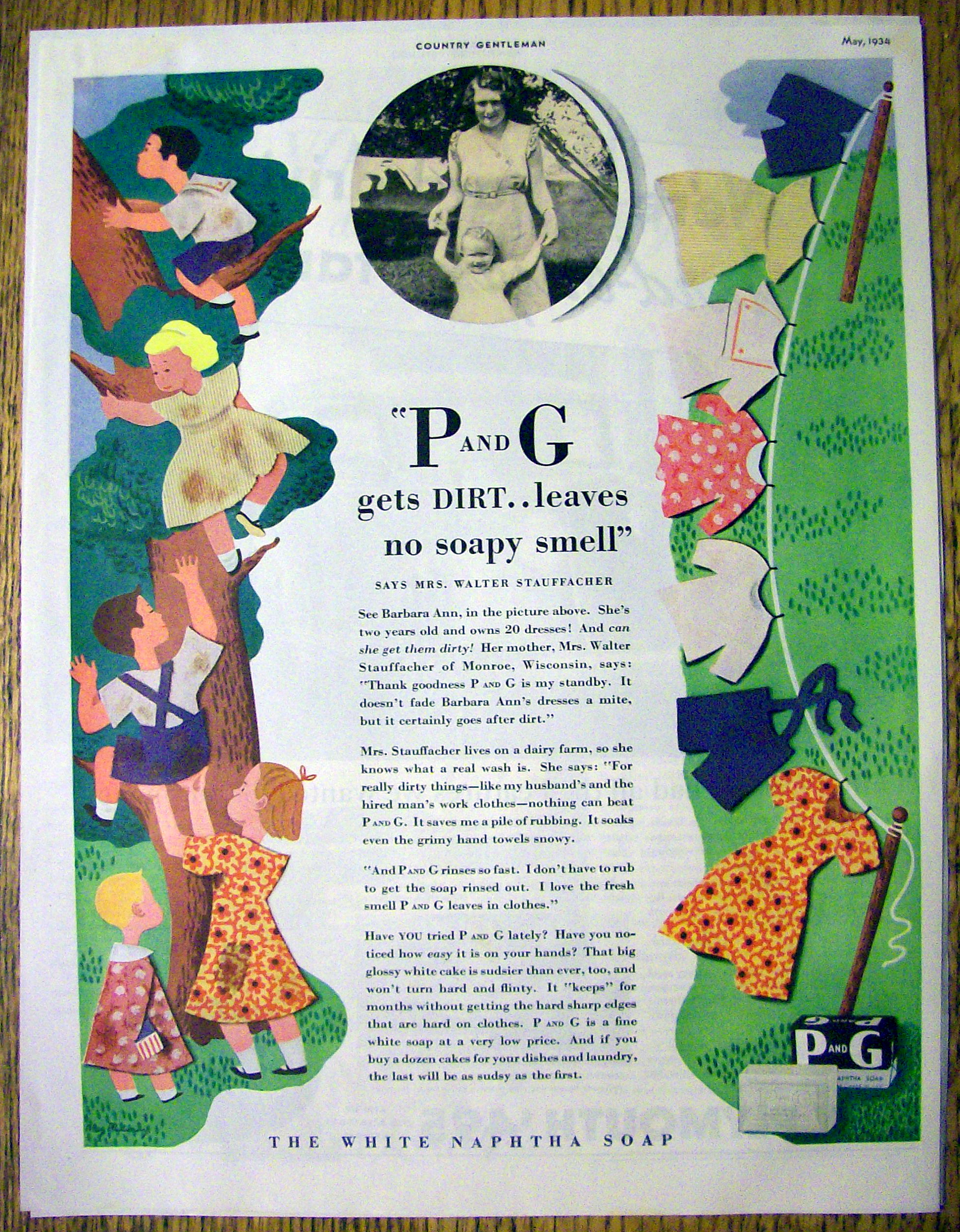 1934 P & G The White Naphtha Soap w/Clothes Hanging