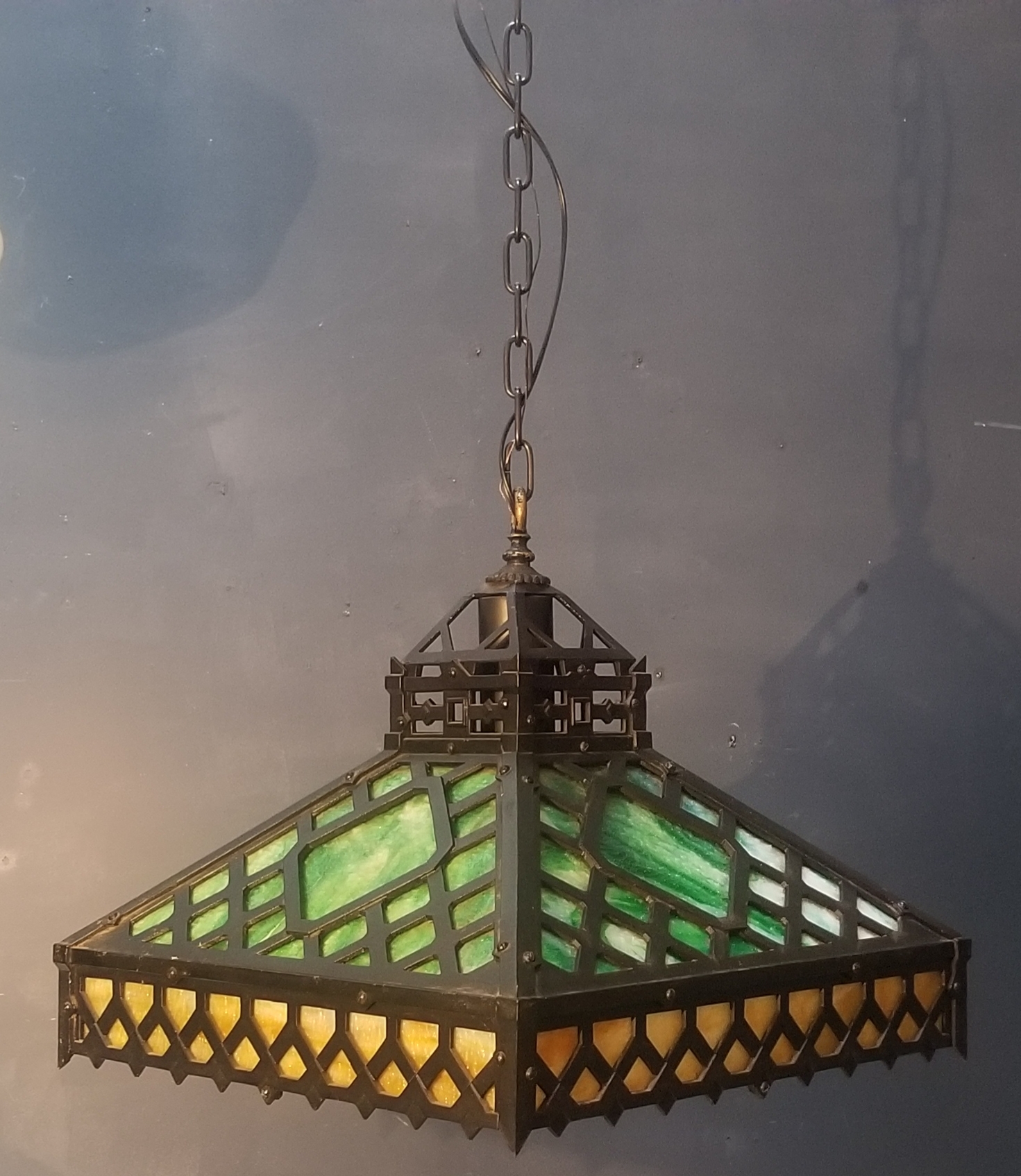 ARTS & CRAFTS pendant light