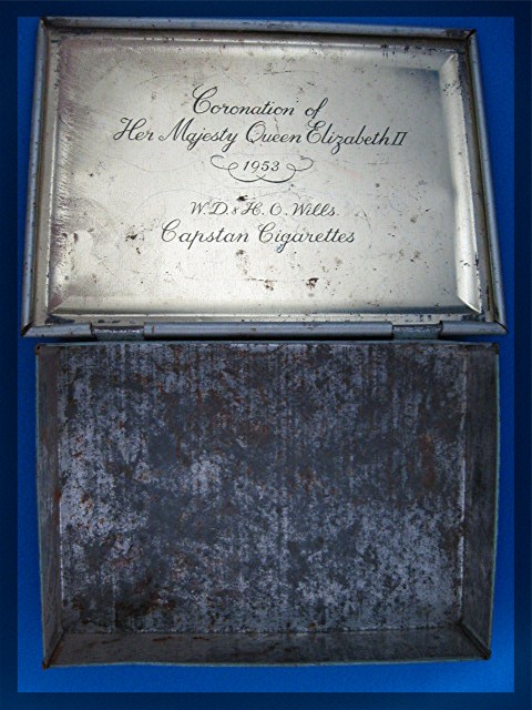 1953 Capstan Cigarettes Tin Queen Elizabeth II Coronati