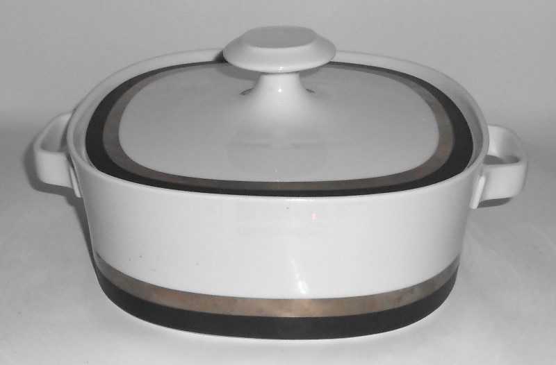 Sango Japan China Porcelain 7017 Quadrille Black Satin Vegetable Bowl