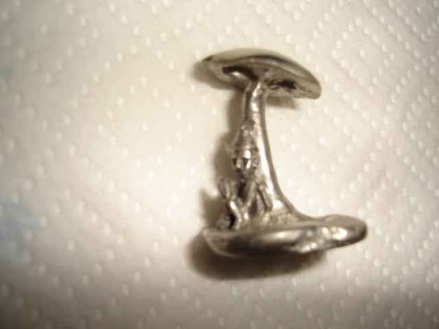 Pewter Elf under Mushroom