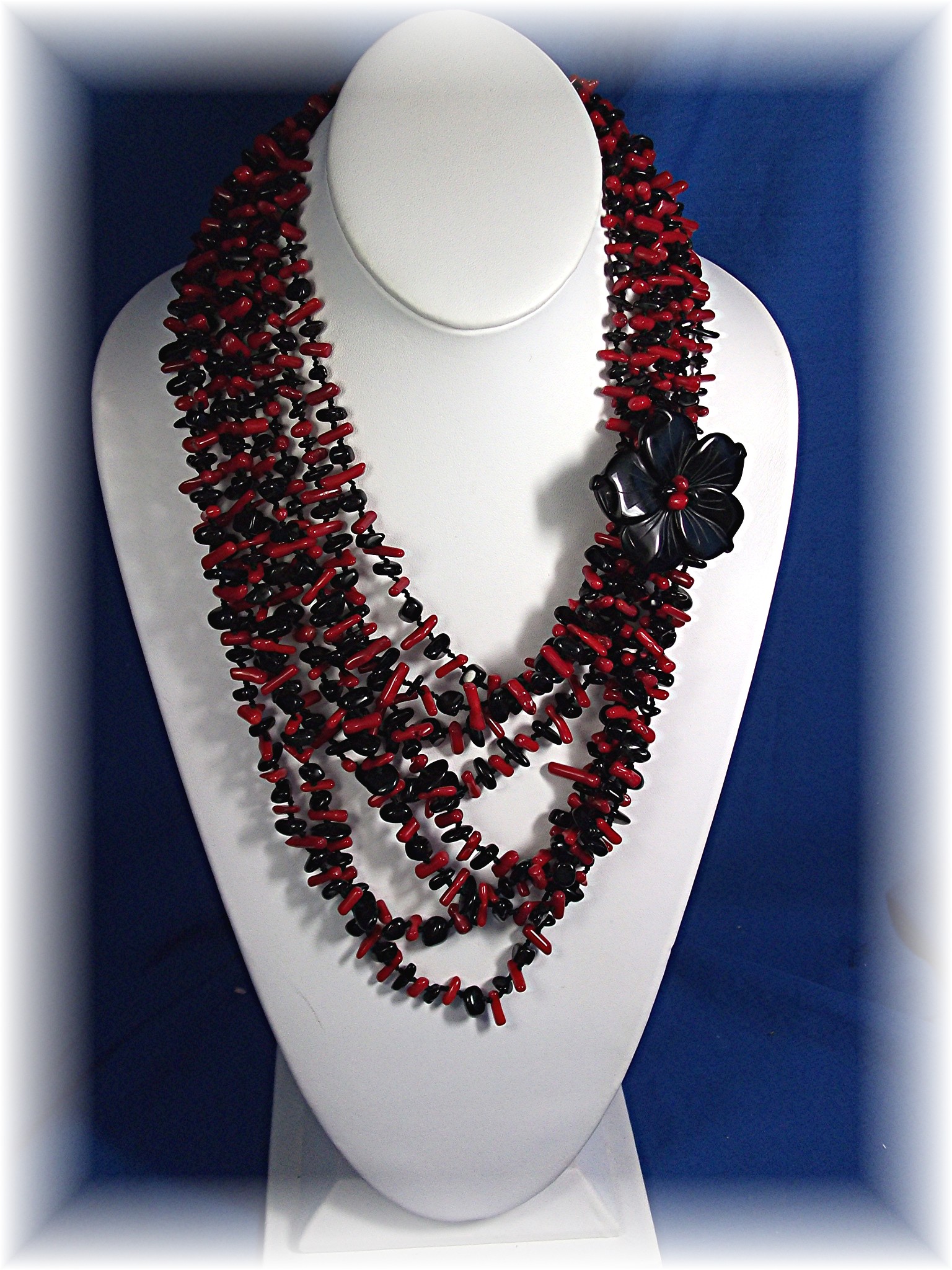 Necklace Coral Onyx Flower Necklace 8 Strand