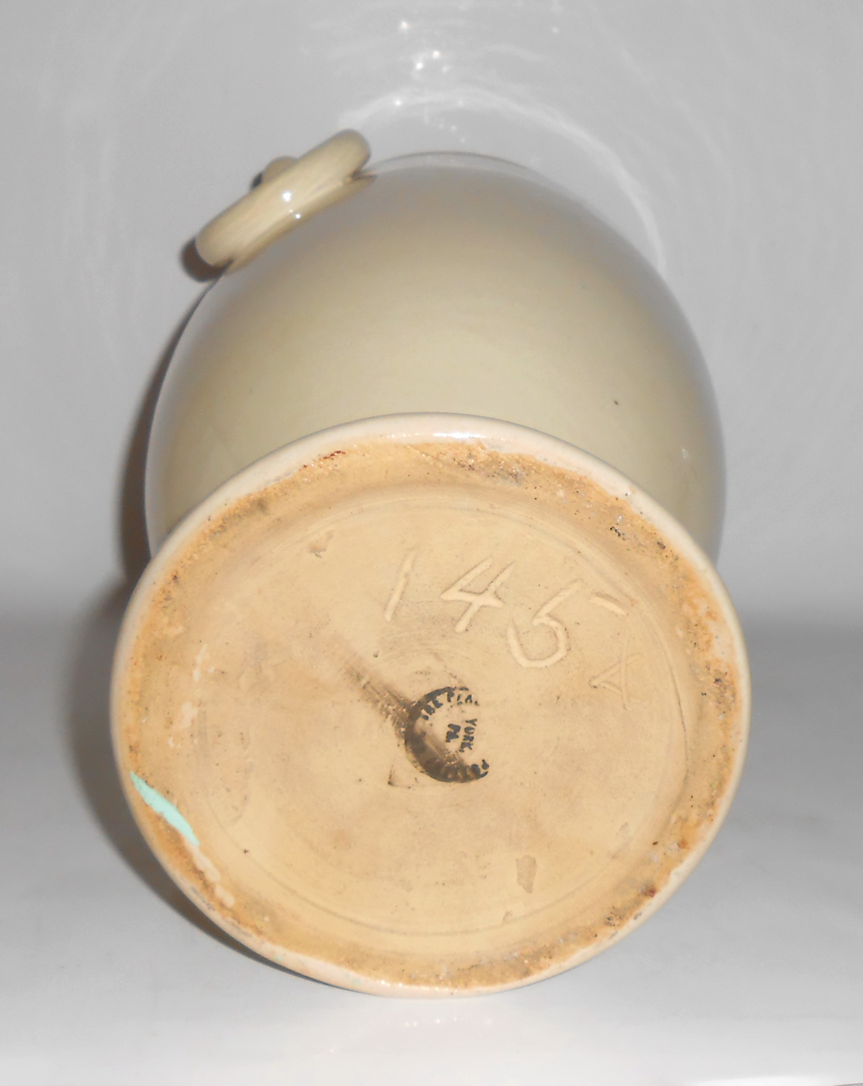 Pfaltzgraff Art Pottery 13-1/4in Ivory #145 Vase