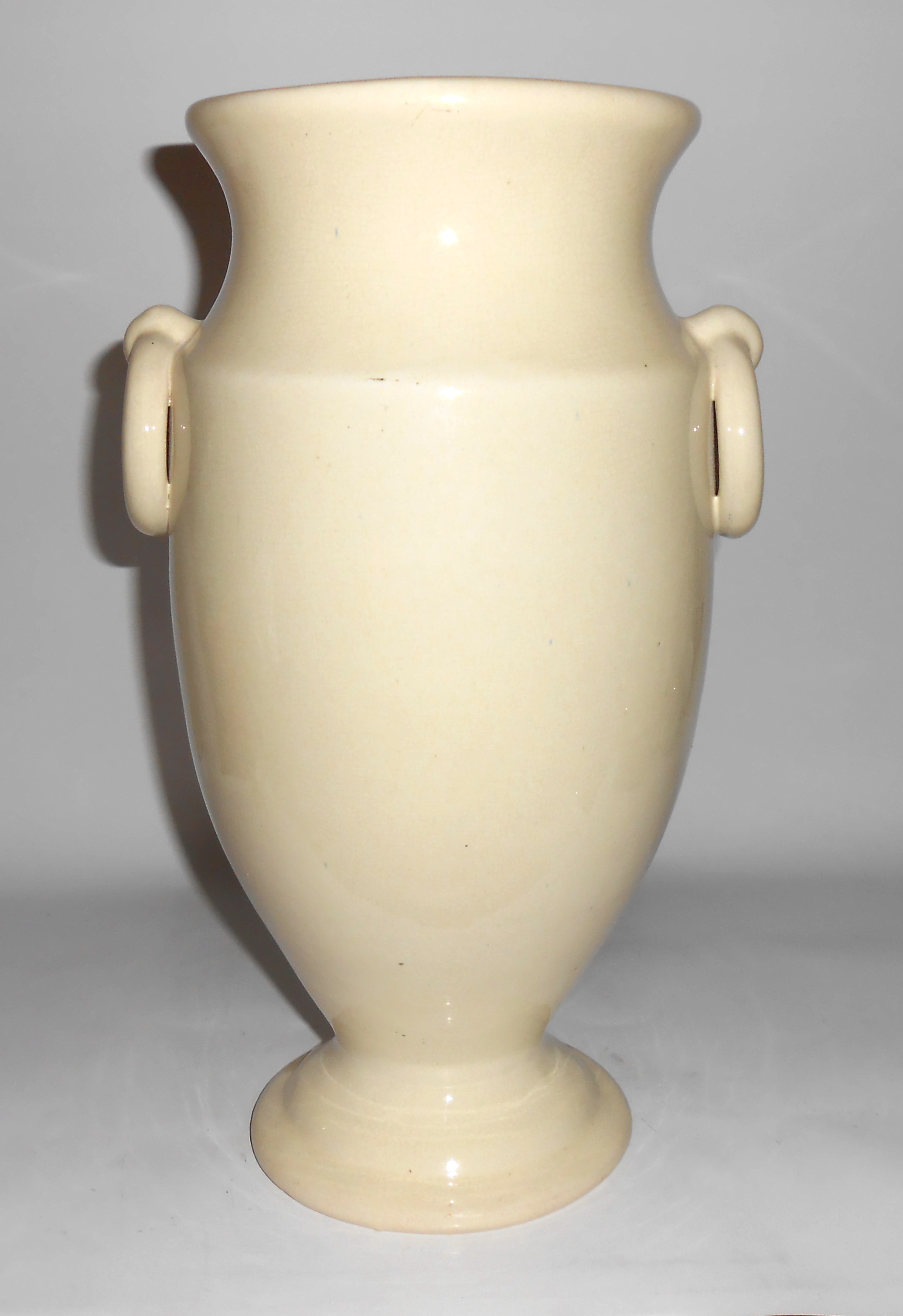 Pfaltzgraff Art Pottery 13-1/4in Ivory #145 Vase