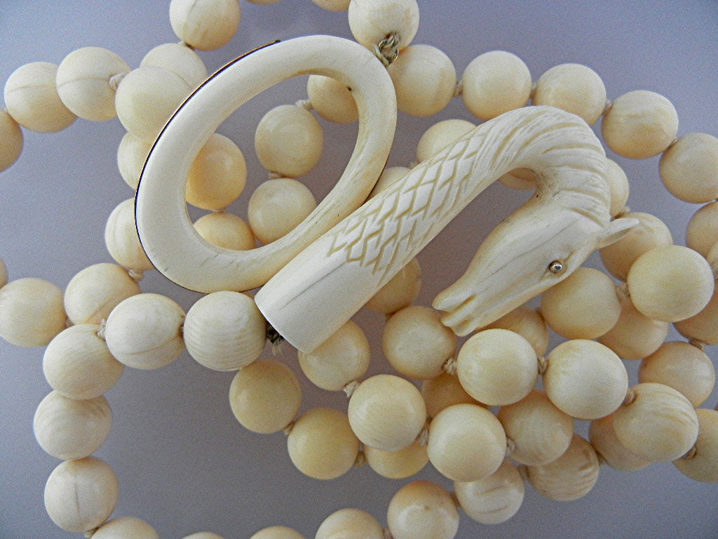 Necklace Pre Ban Ivory Carved Dragon 14K Gold 10mm Bead