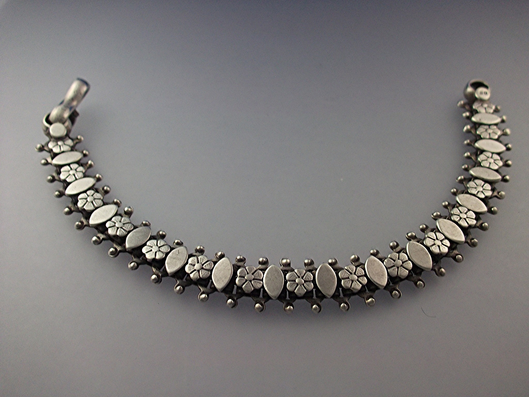 Bracelet 800 Silver Ornate Roses and Diamond Shapes