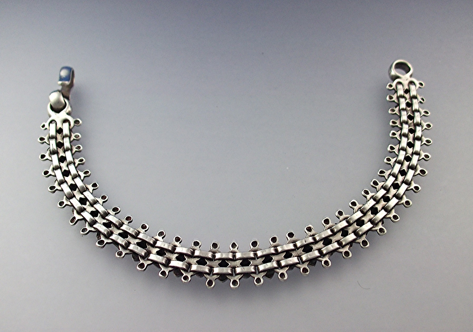 Bracelet 800 Silver Ornate Roses and Diamond Shapes
