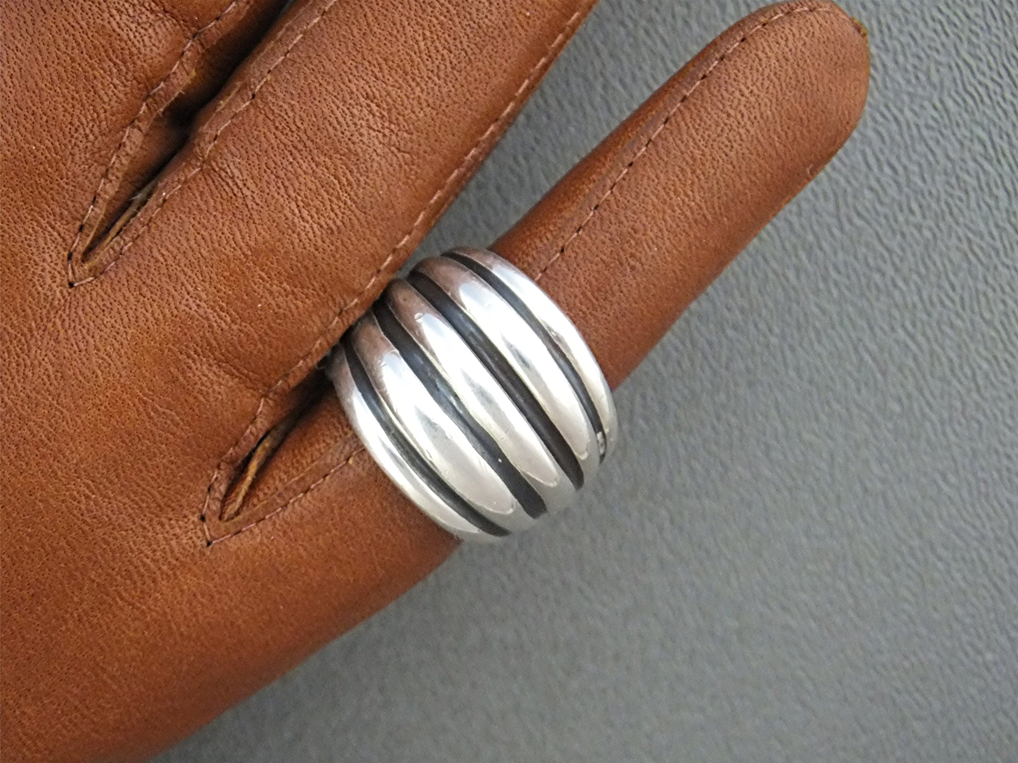 Ring Sterling Silver Dome Thailand