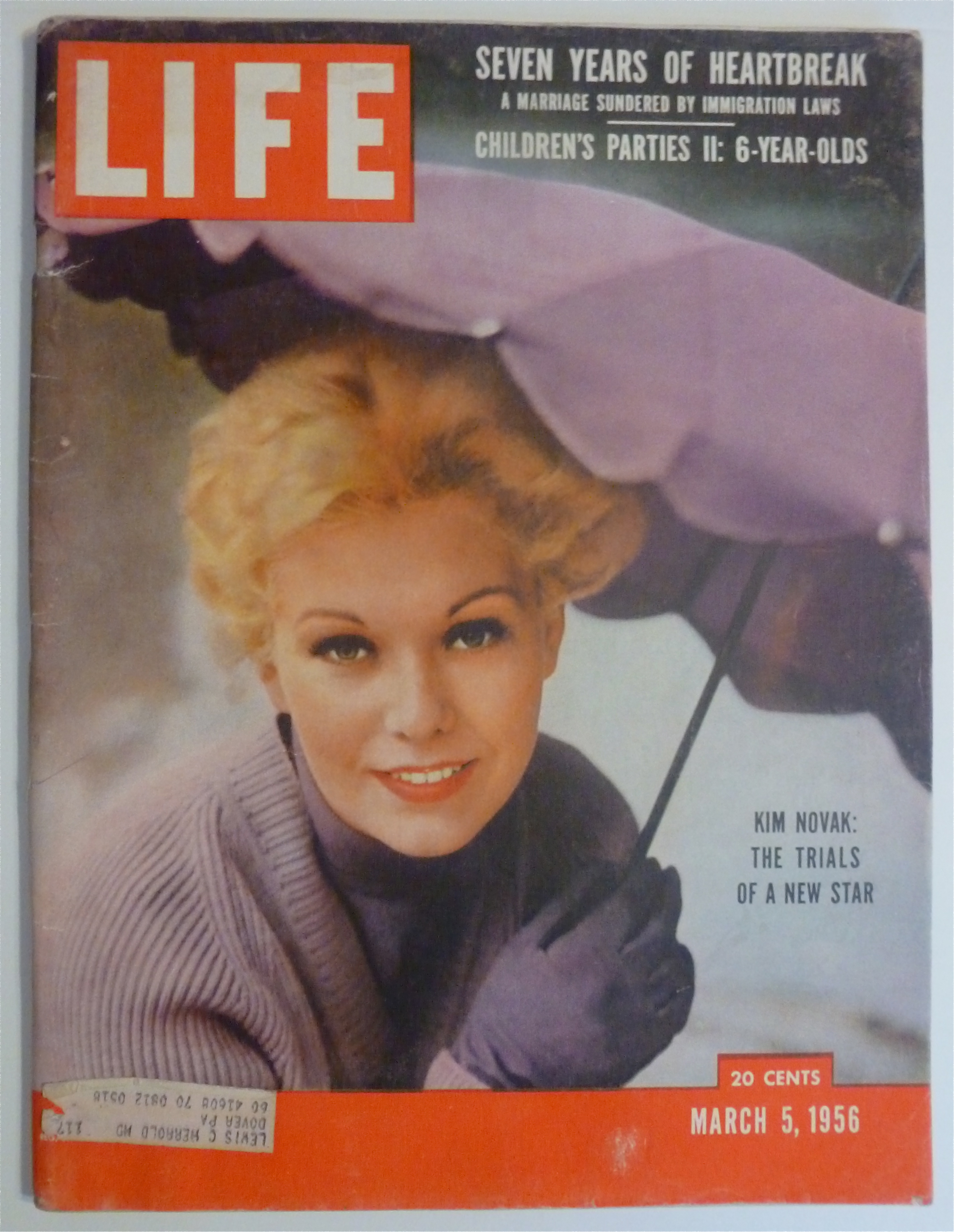 Life Magazine-March 5, 1956-Kim Novak: New Star