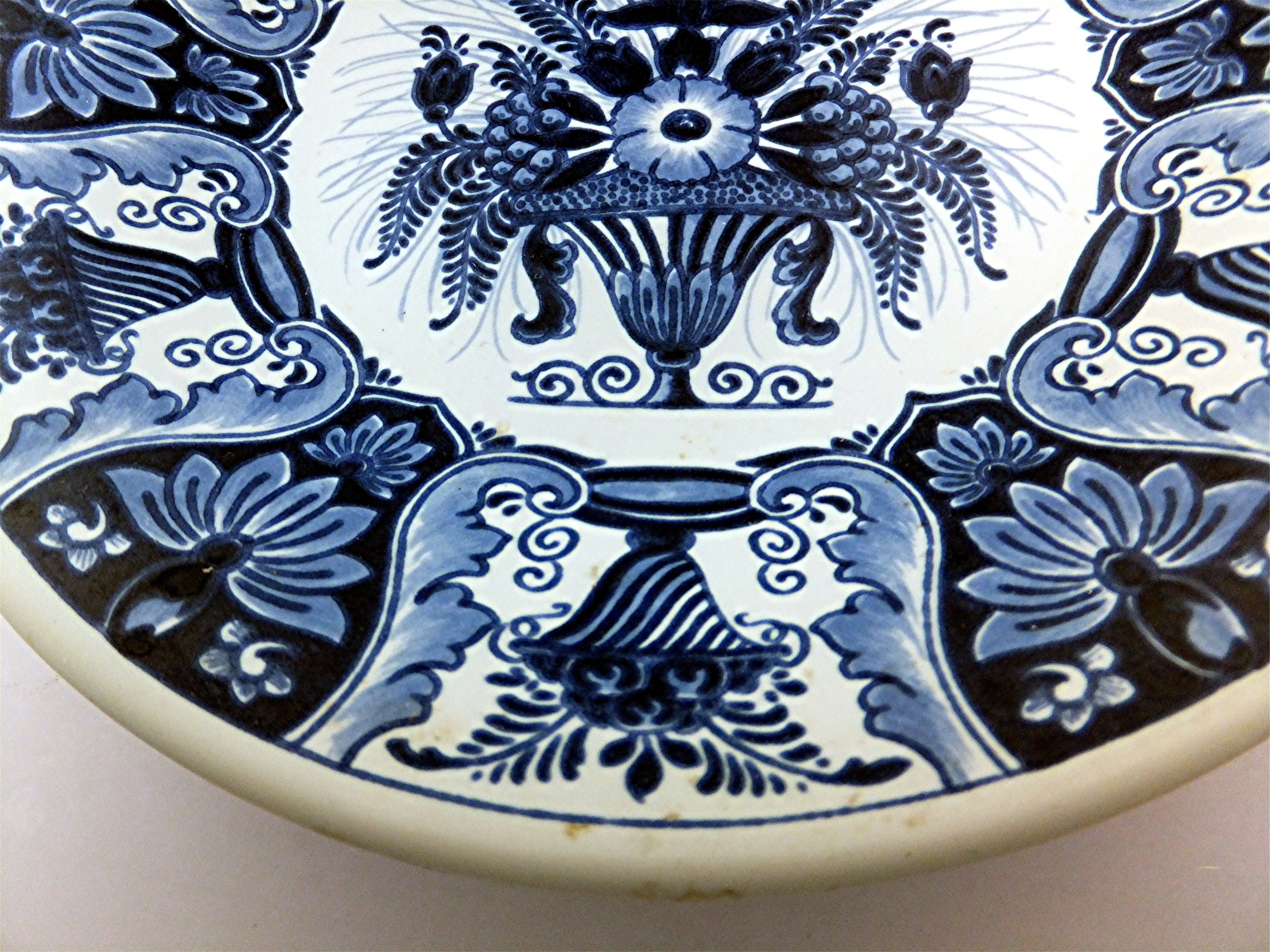 Delft Holland decorative plate Flower Basket